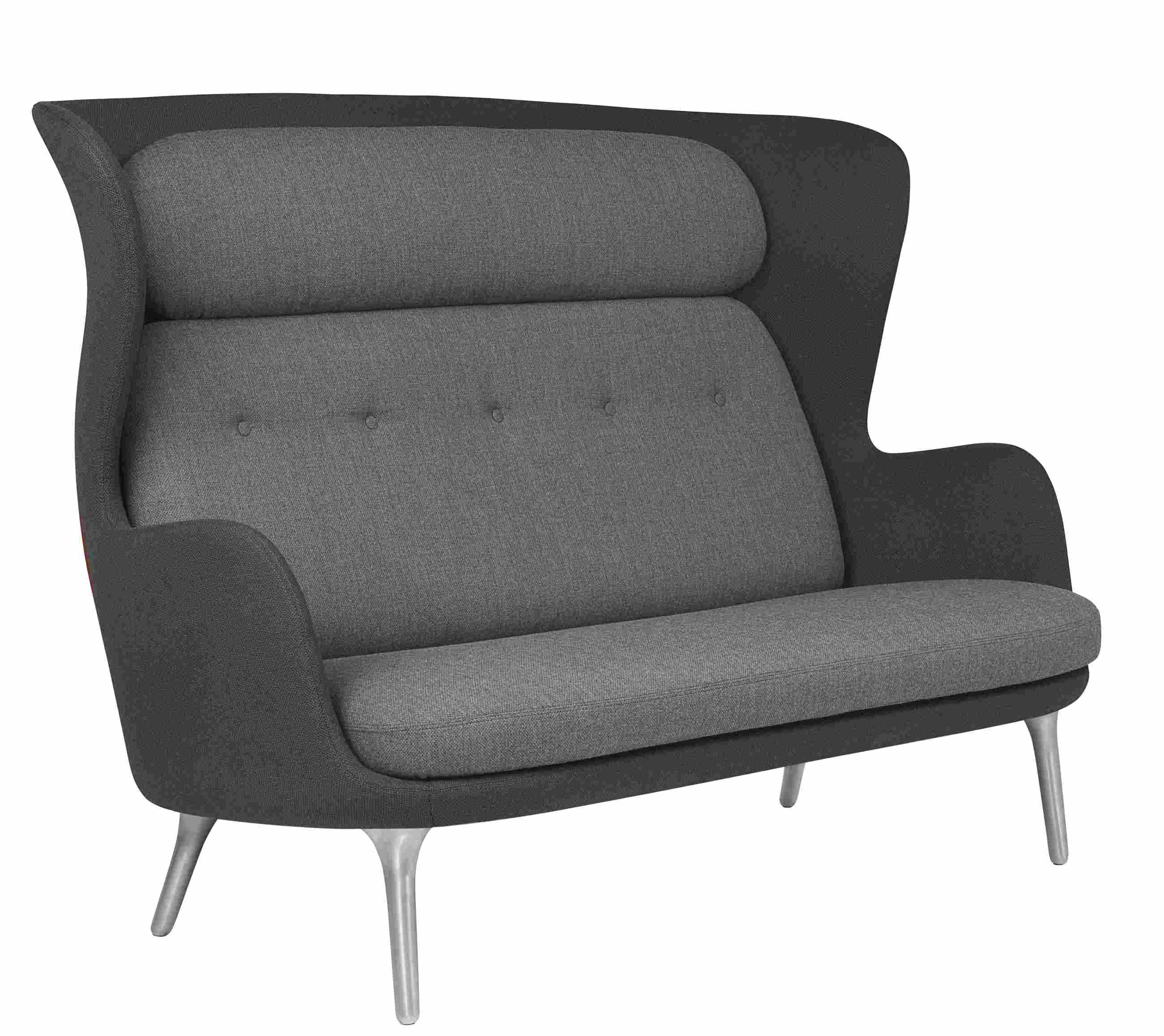 Graues Ro 2-Sitzer Sofa von Fritz Hansen mit hoher Rückenlehne und Metallfüßen. Design Sofa.