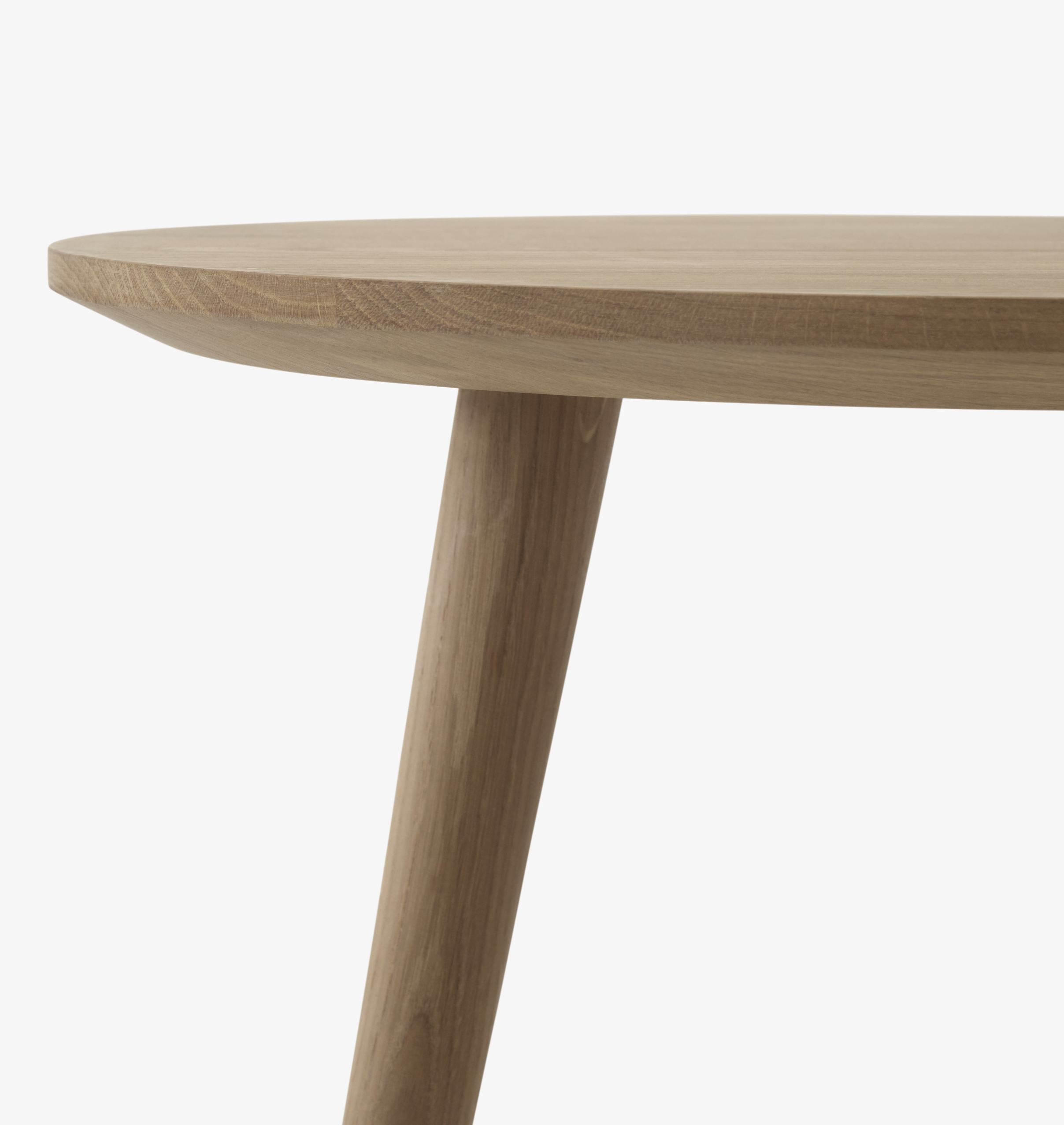 In Between Table SK3 / SK4 Tisch AndTradition