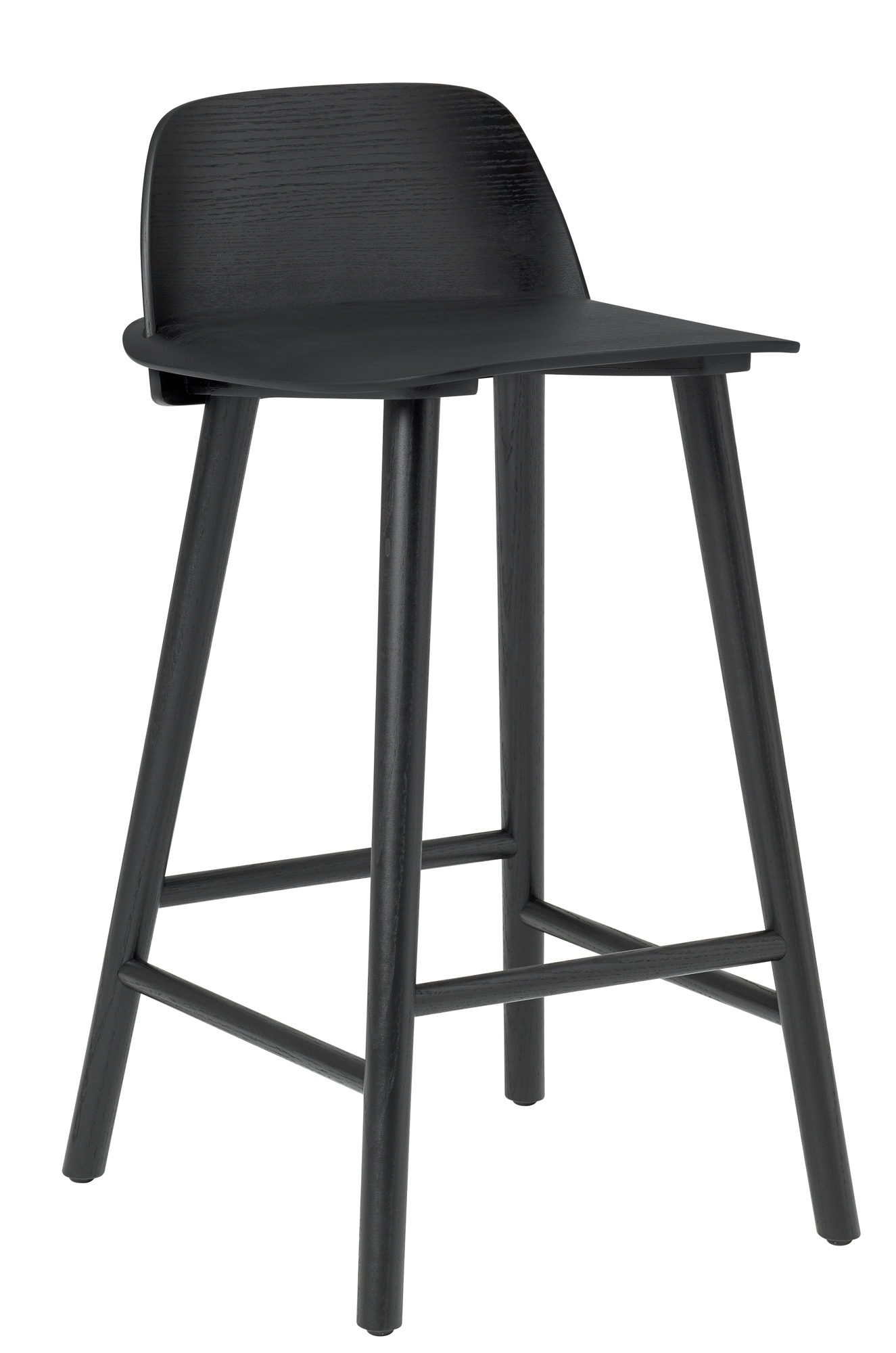 Schwarzer Nerd Counter Stool Barhocker von Muuto, Höhe 65 cm, aus Holz mit Rückenlehne.