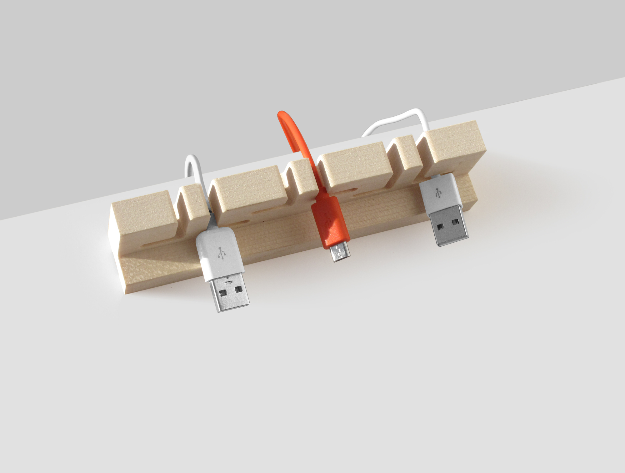 Bill Kabelhalter: Holz Organizer für USB-Kabel und Ladekabel, Side by Side Anordnung.