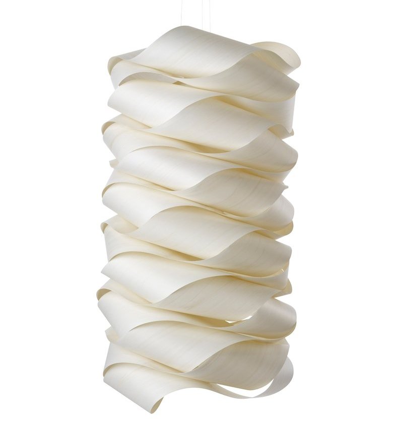 Weiße Link Chain Pendelleuchte von LZF Lamps, moderne Hängelampe aus Holzfurnier.