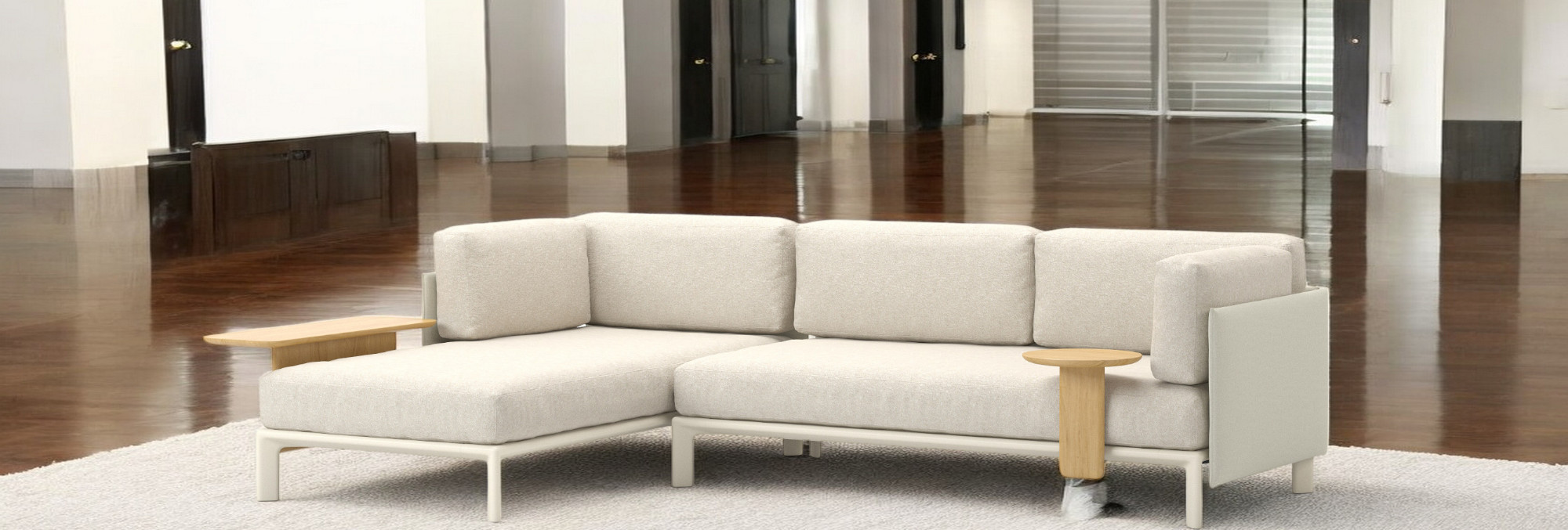 Anagram Chaise Longue Sofa von Vitra, helle Polsterung, Holzablage, modernes Design für Wohnzimmer.