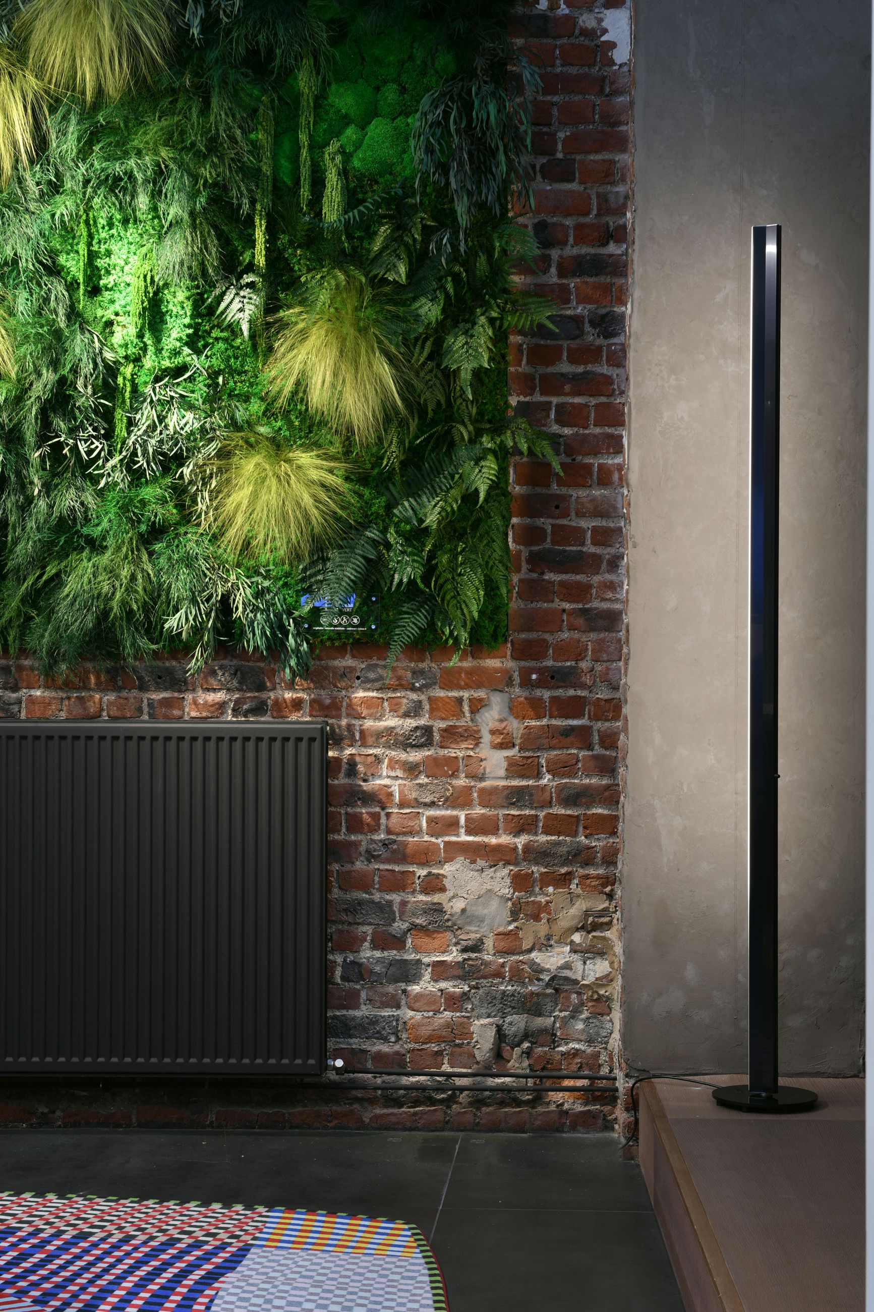 Ypsilon Stehleuchte Belux