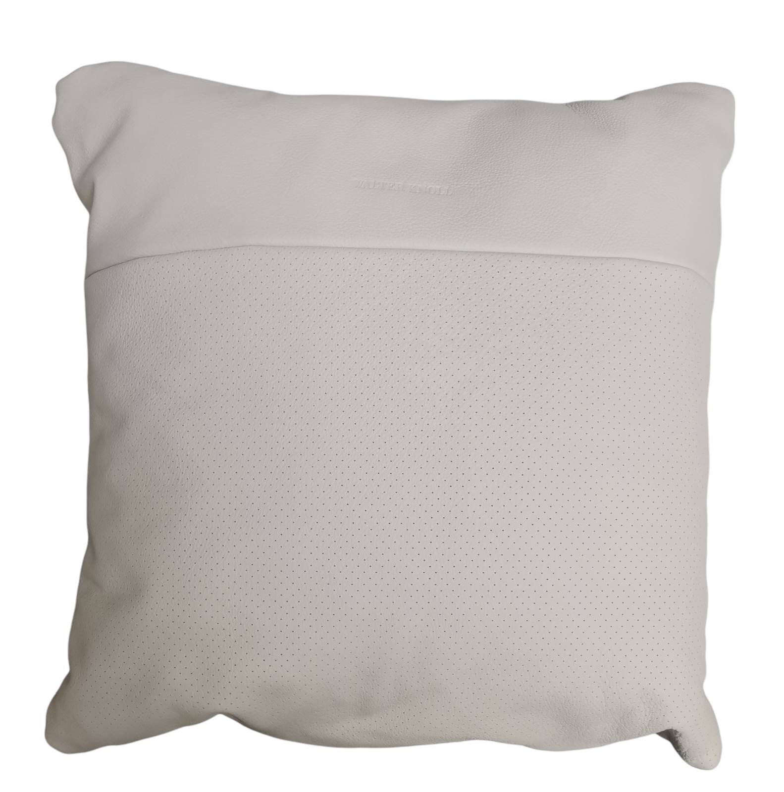 Dekokissen 50x50 cm von Walter Knoll in hellem Grau aus Leder und Cashmere.