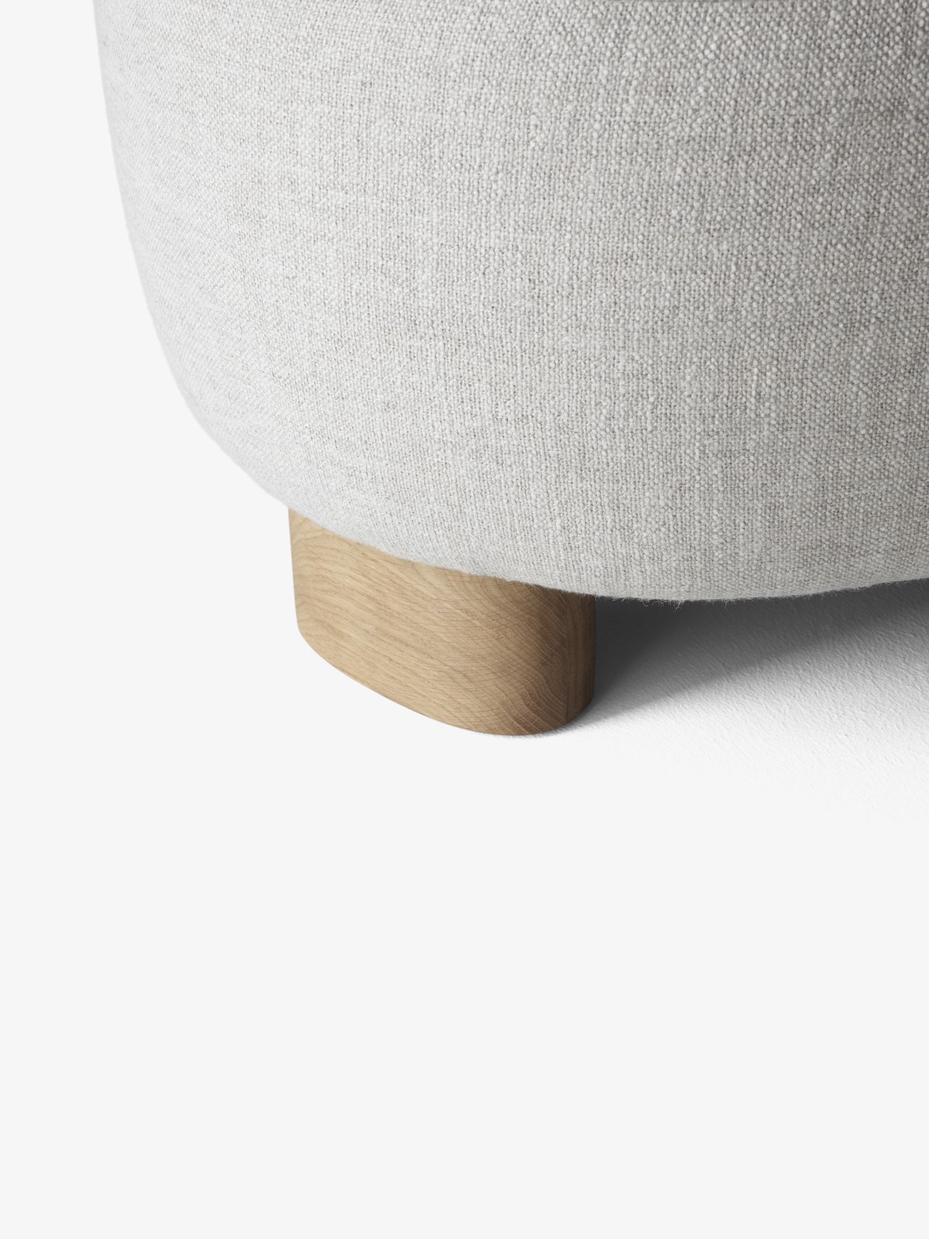 Margas Loungesessel LC1 AndTradition