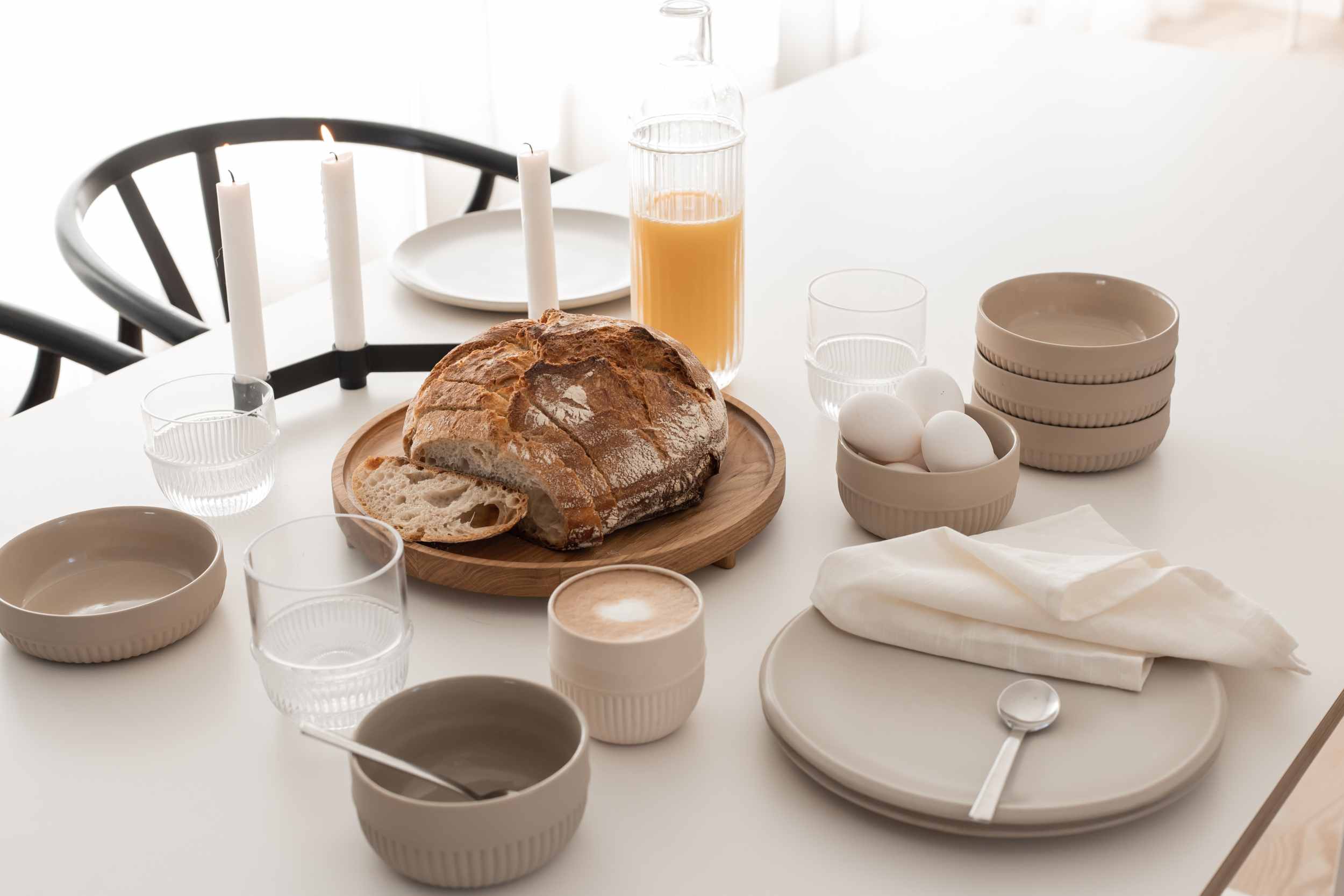 Sero Kerzenständer Starter Pack mit drei Modulen, modernes Design für stimmungsvolle Beleuchtung.