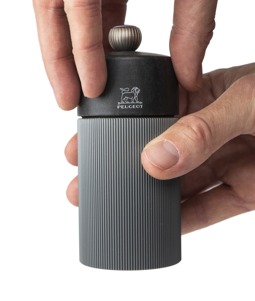 Line Pfeffermühle H 12 cm Graphit & Carbon Peugeot