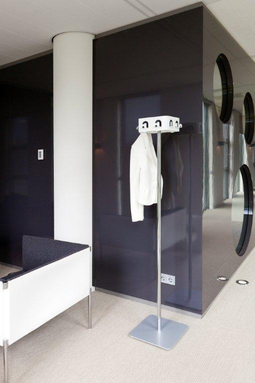 Flow Square Garderobenständer Cascando