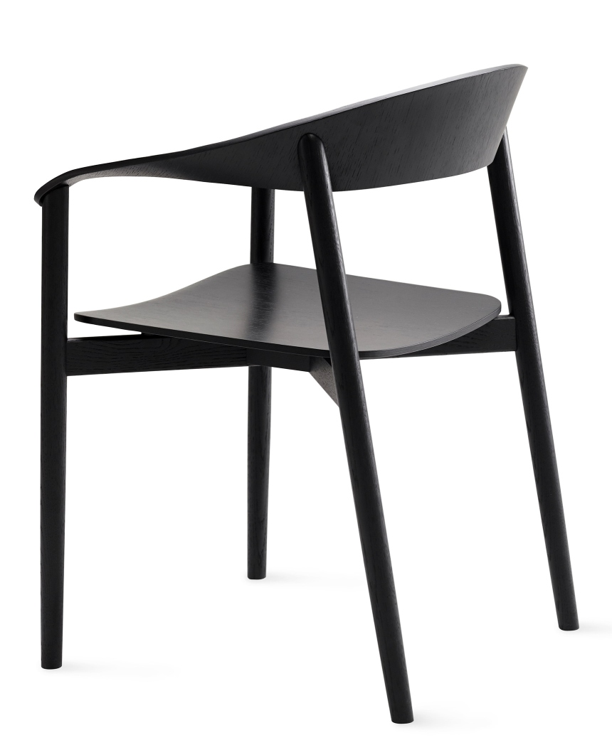 Schwarzer Stella Armlehnenstuhl von Freifrau Manufaktur, Ansicht von hinten, minimalistisches Design, Holzstuhl für Esszimmer.