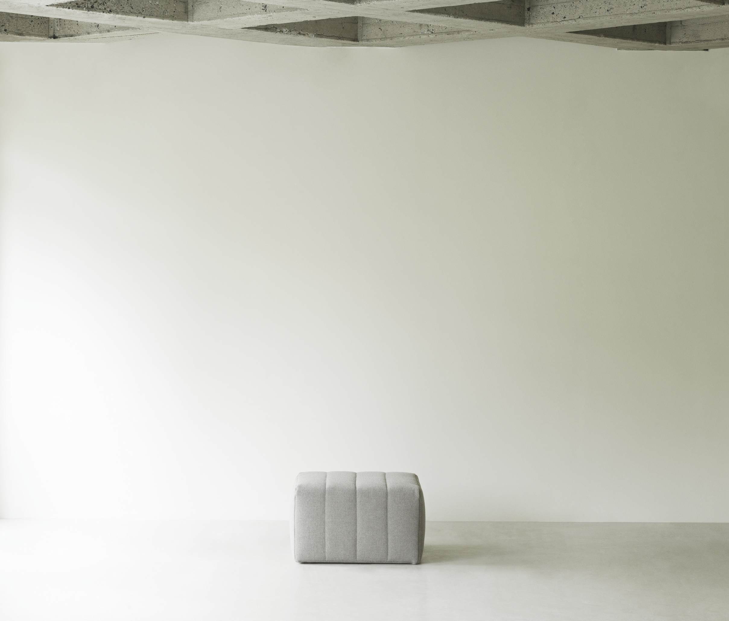 Scene Pouf Small Hocker Normann Copenhagen