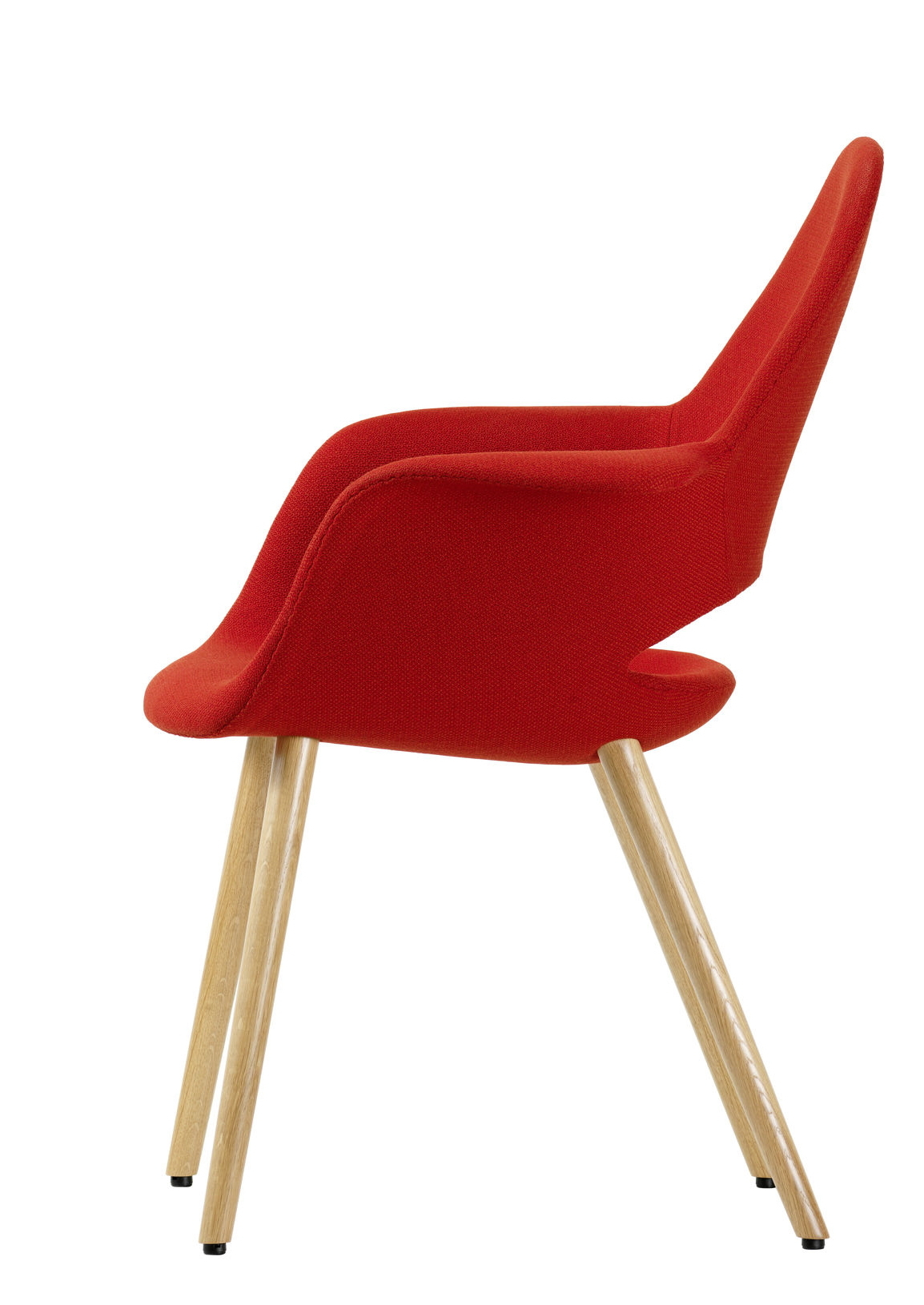 Roter Organic Conference Stuhl von Vitra mit Holzbeinen, seitliche Ansicht. Konferenzstuhl für Büro und Meeting.