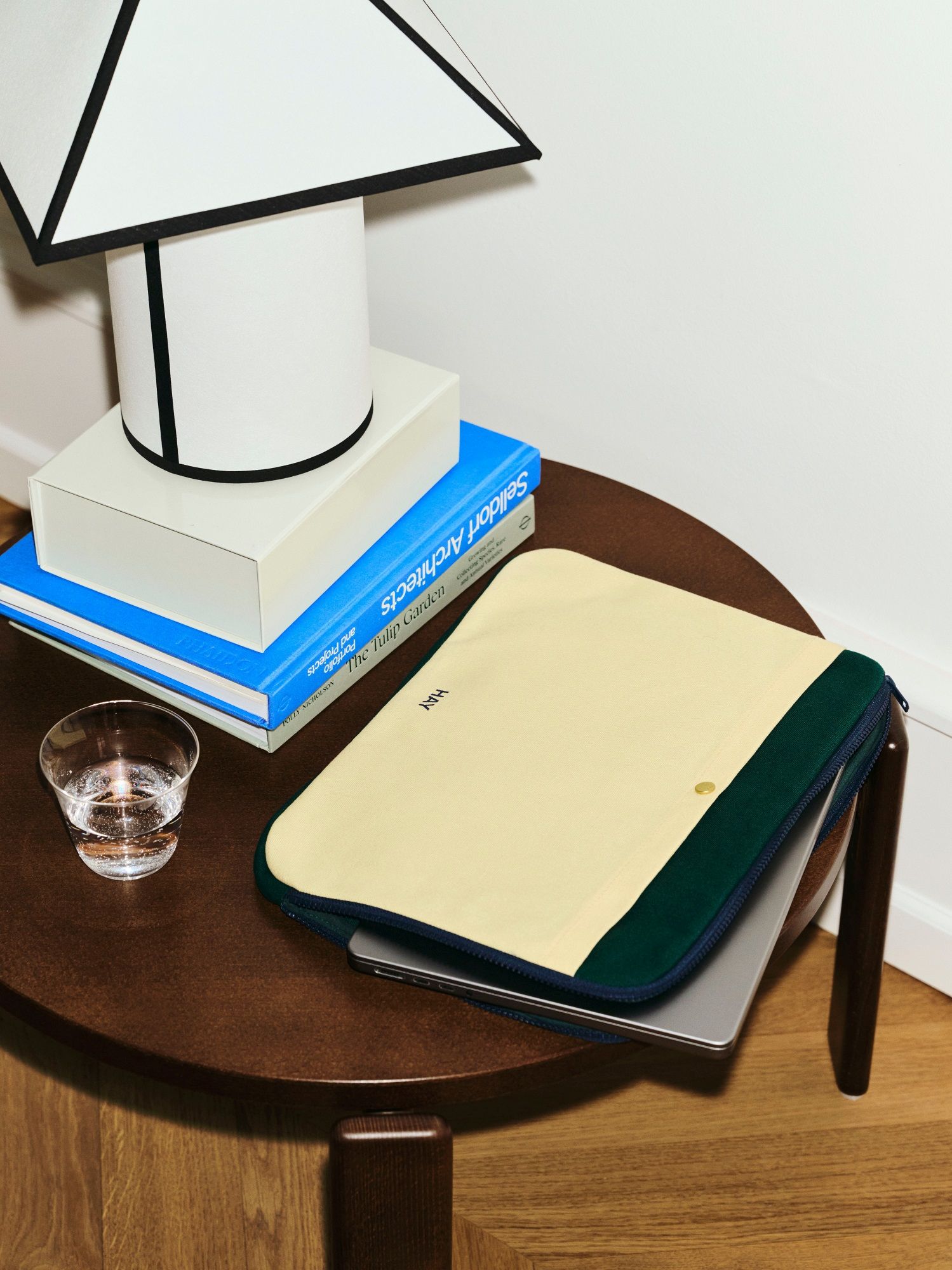 Ava Pyramid Table Lamp Tischleuchte Hay