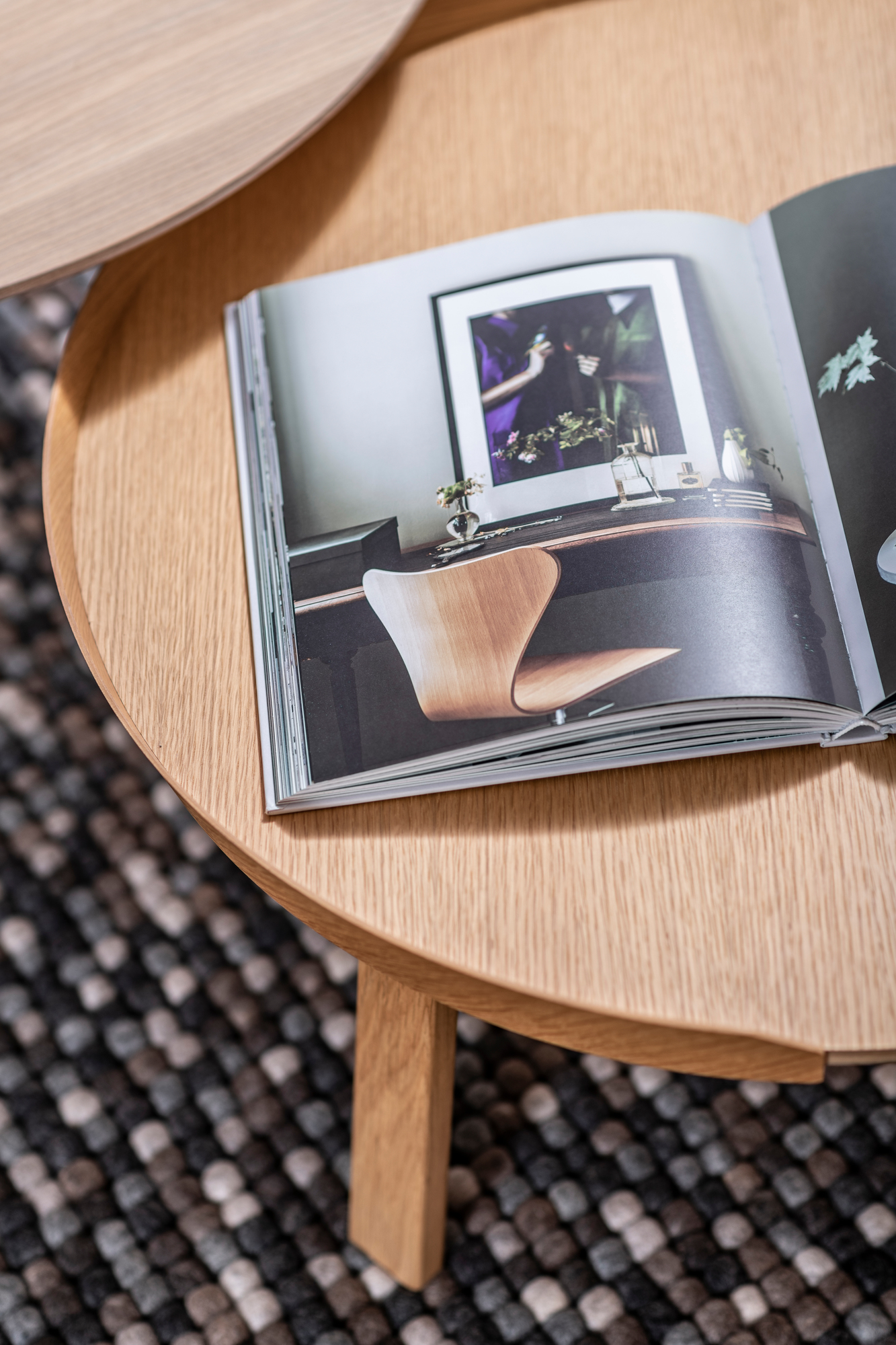 Around Coffee Table Large Couchtisch Eiche Muuto