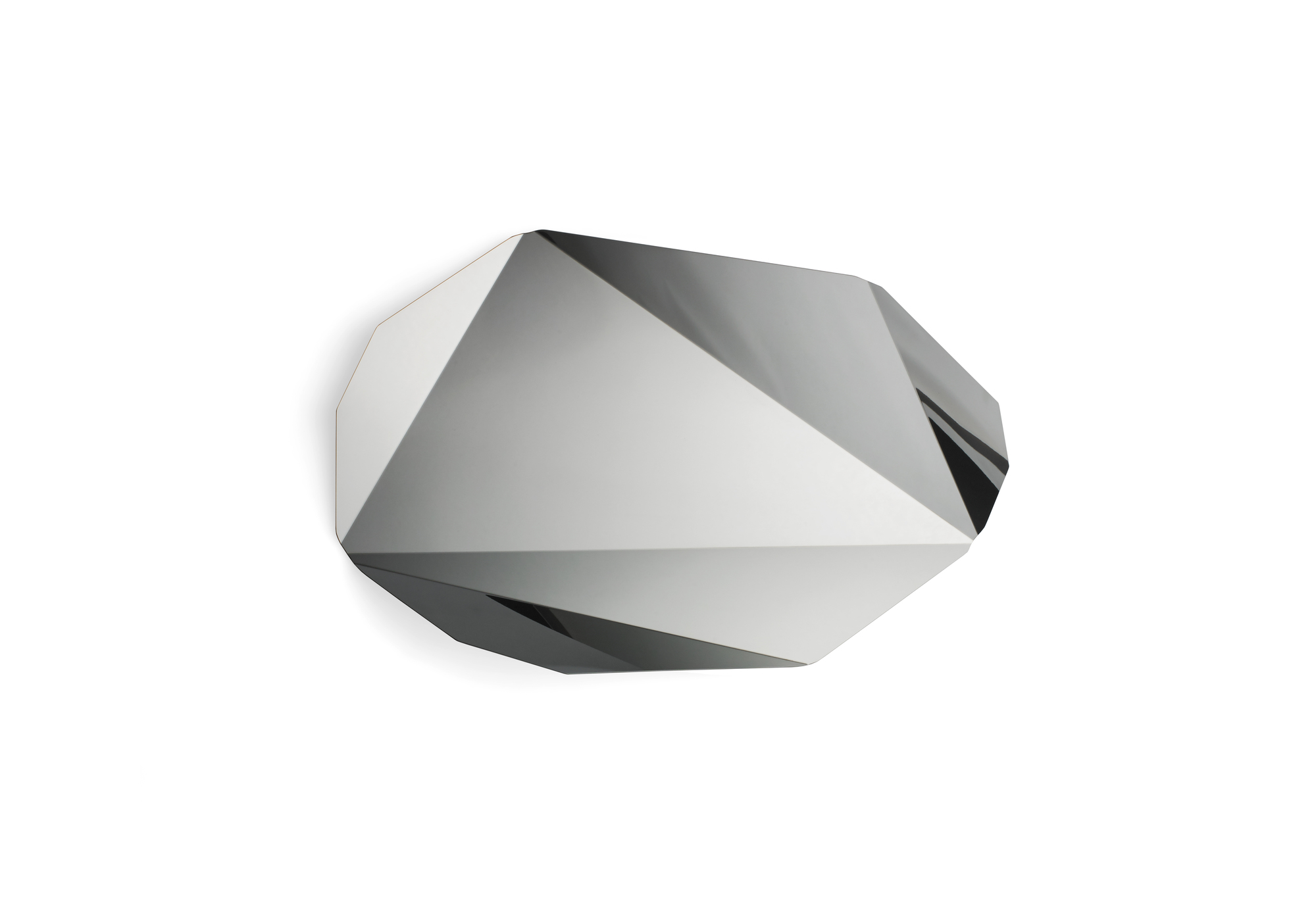 Piega Spiegel, kleiner, facettenreicher Wandspiegel von ClassiCon, modernes Design für Flur, Bad oder Wohnzimmer.