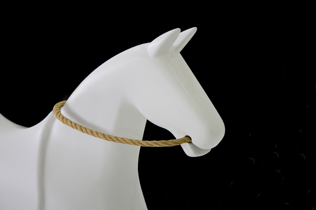 Rocky Schaukelpferd Magis