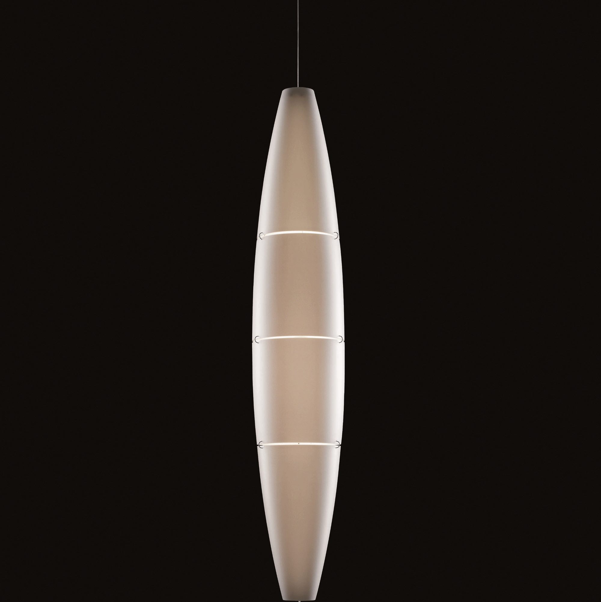 Havana Hängeleuchte: Elegante Pendelleuchte von Foscarini mit länglicher Form und indirektem Licht.