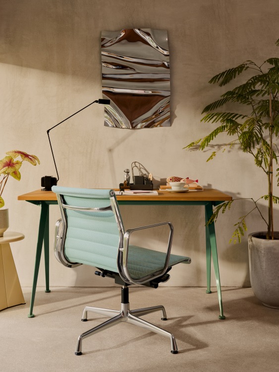 Tabouret Métallique Metallic Hocker Vitra