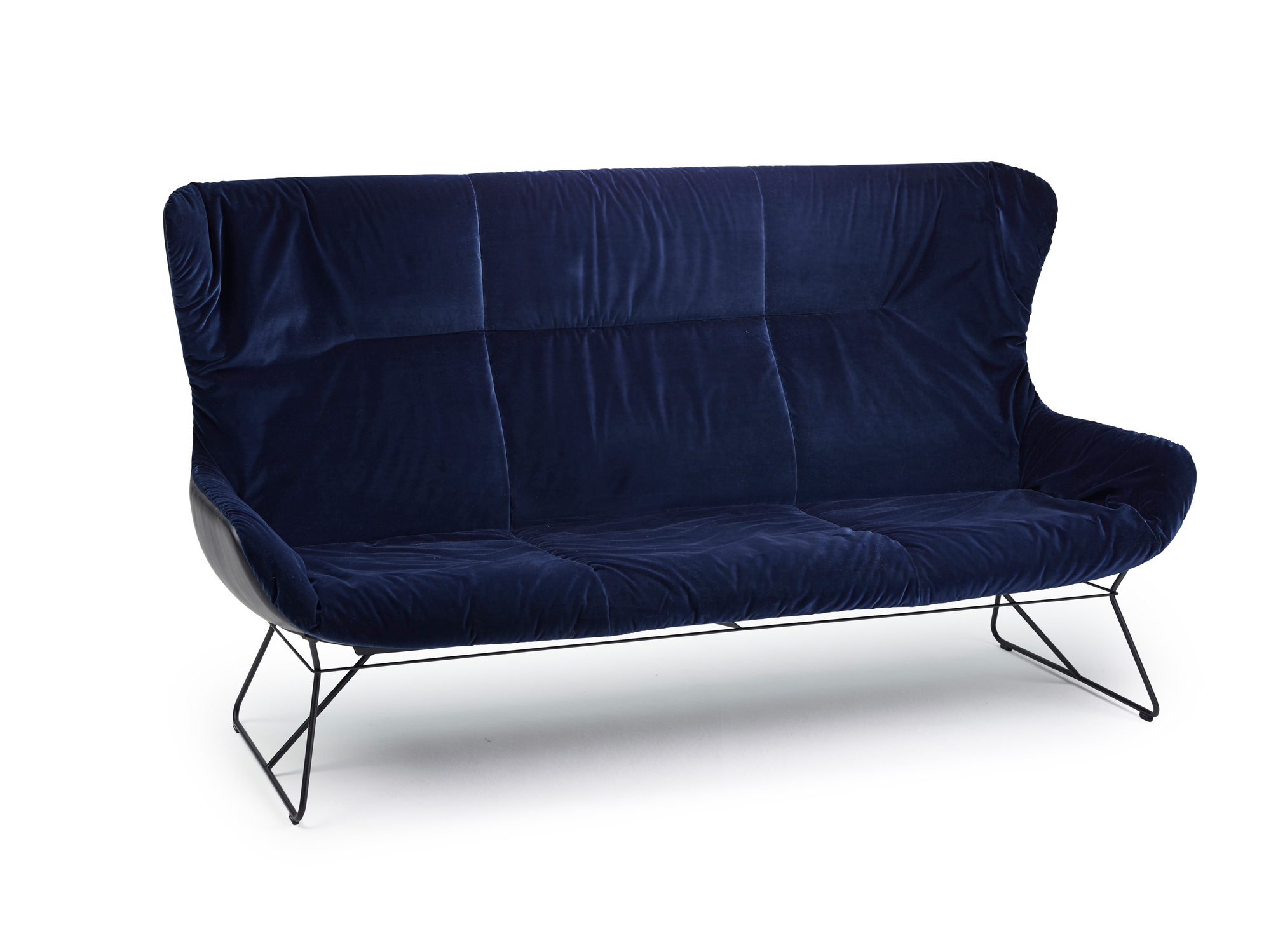 Leya Wingback Couch Freifrau Manufaktur
