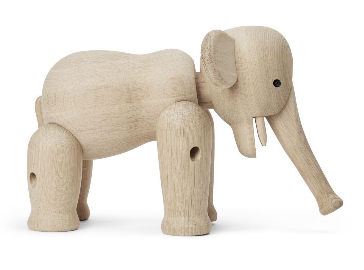 Kay Bojesen Elefant aus Eiche, große Holzfigur für Kinder und Sammler, seitliche Ansicht.