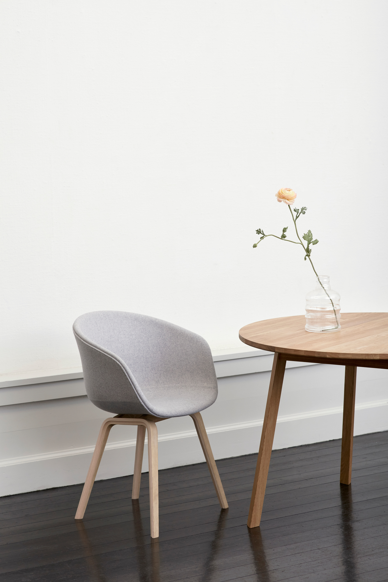 About A Chair AAC23 / AAC 23 Stuhl mit Vollpolster Hay