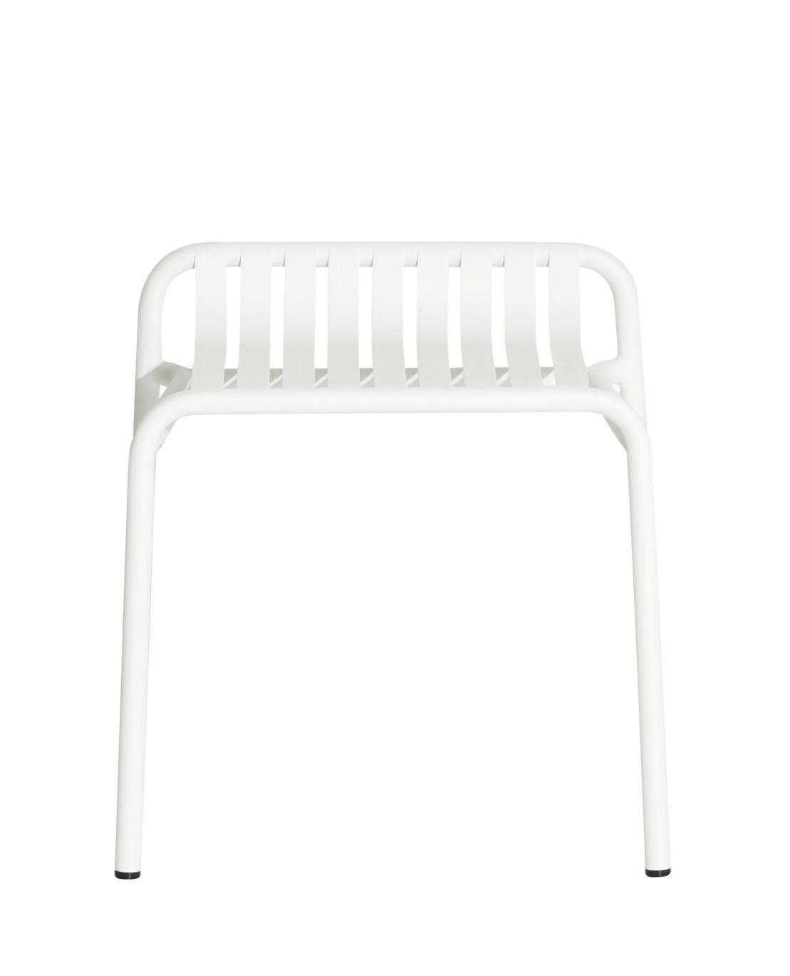 Weißer Week-End Stool Hocker von Petite Friture, minimalistisches Design mit Lattenstruktur, ideal für drinnen und draußen.