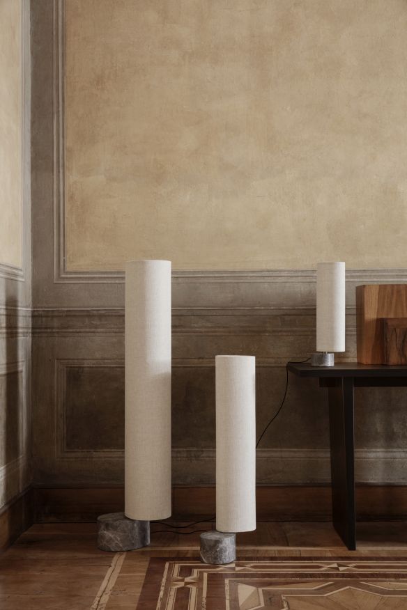 Unbound Stehleuchte Canvas Gubi