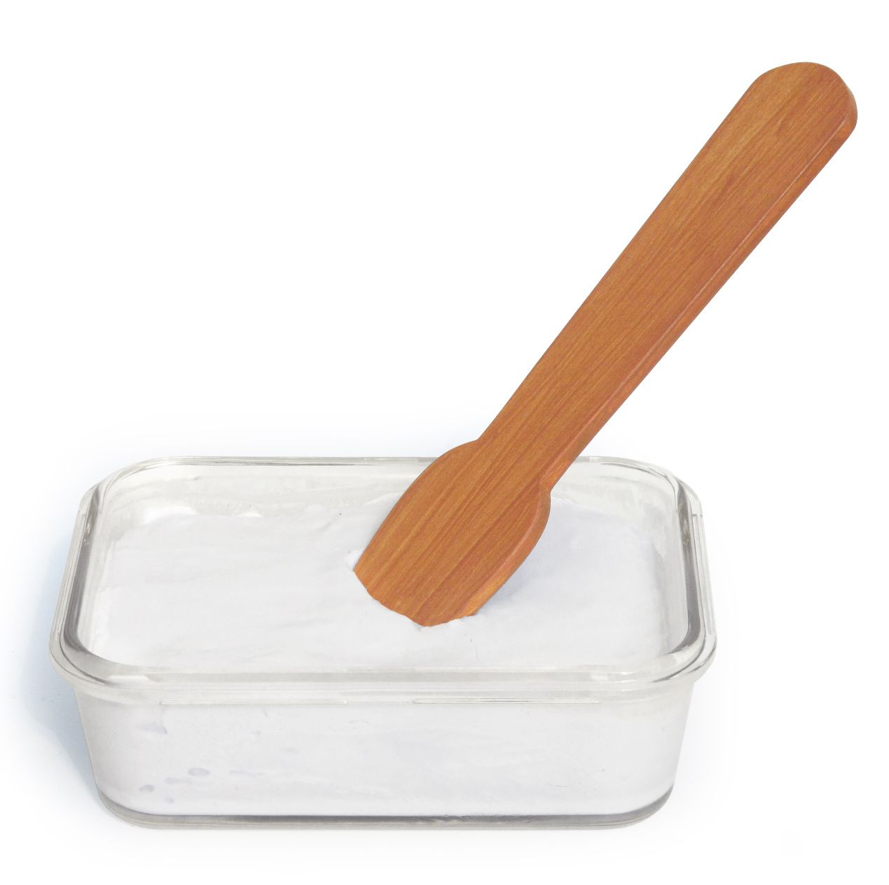 Eislöffel aus Kirschholz im Glasbehälter mit Eis. Handgefertigter Holzlöffel zum Eisportionieren.