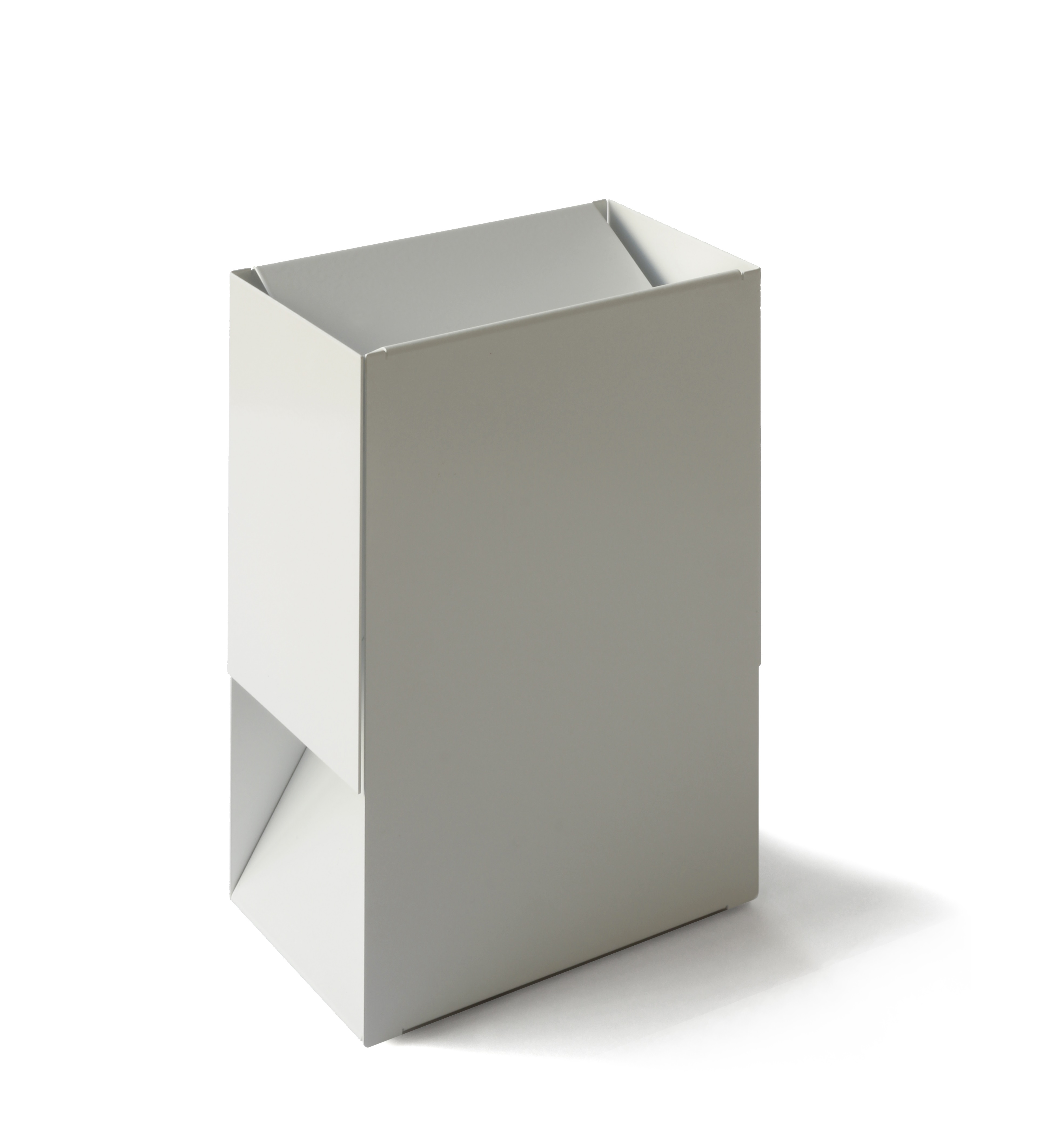 Linea1 Tischleuchte von Müller Möbelwerkstätten, minimalistisches Design, weiße Nachttischlampe für Schlafzimmer und Wohnzimmer.