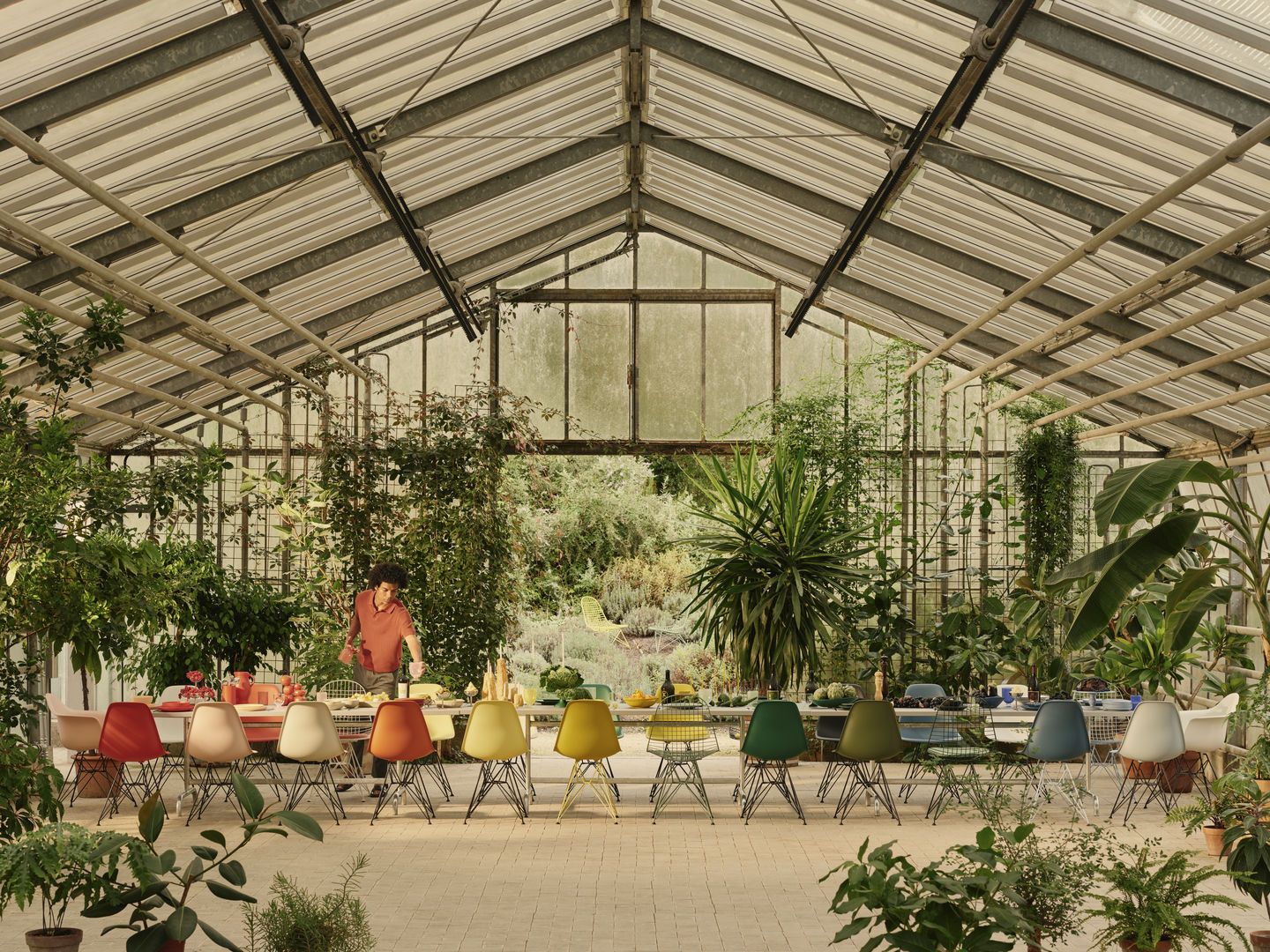 Eames Fiberglass Chair DSR Stuhl Vitra