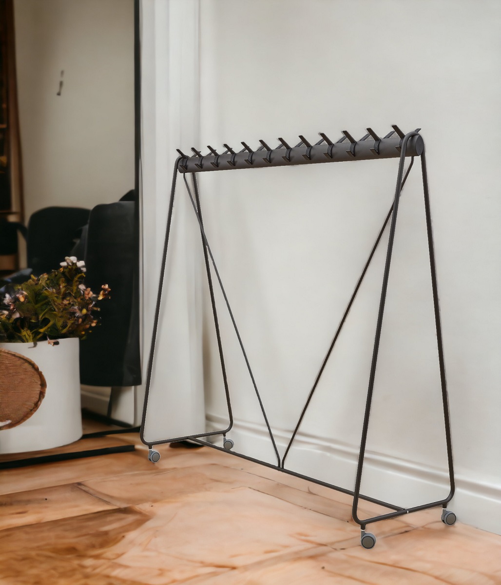 Ellipse Garderobe auf Rollen mit 24 Haken, mobile Kleiderstange aus Metall für Flur und Büro.