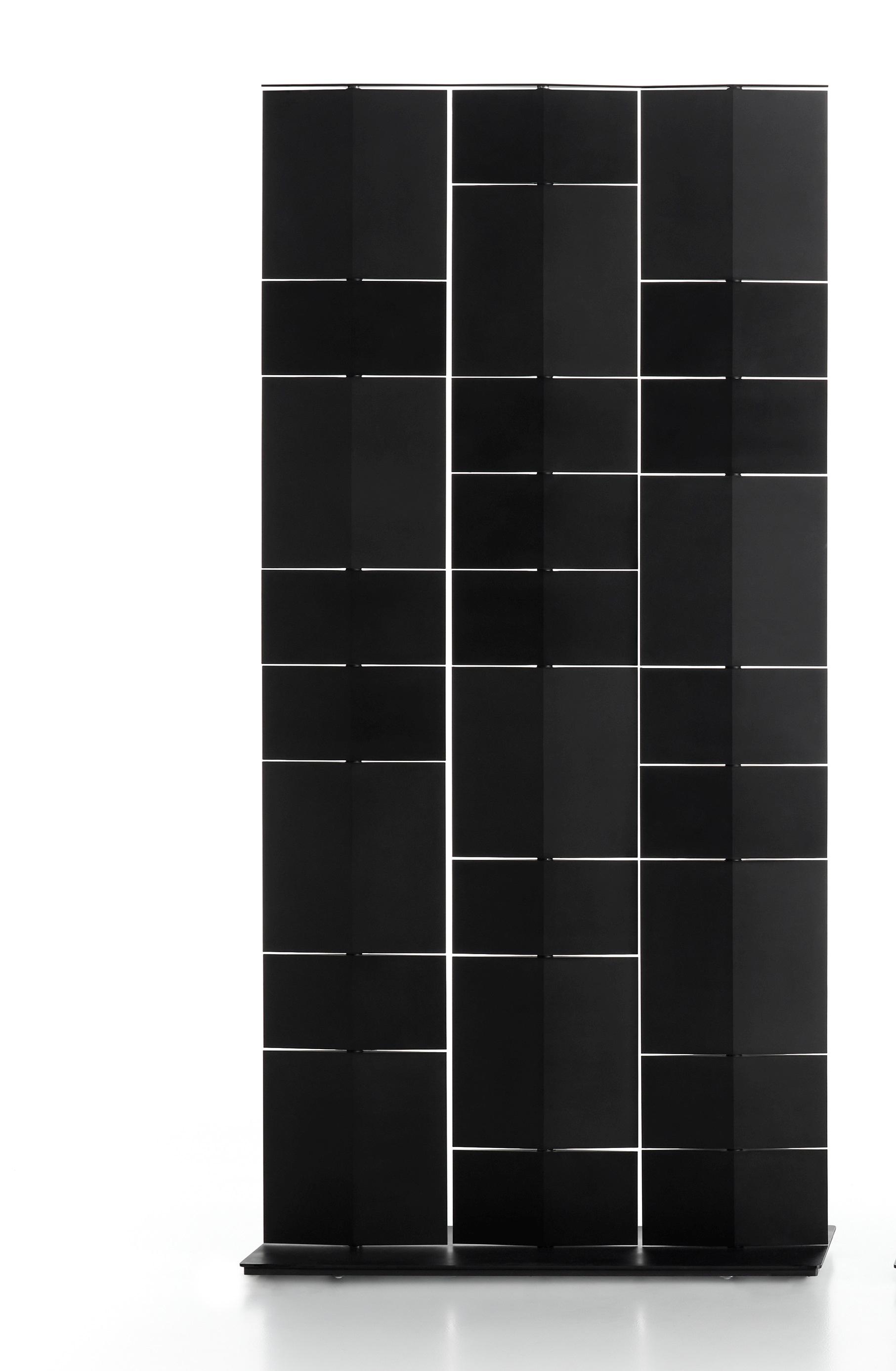 Schwarzer Divide It Raumteiler mit drei Modulen von MDF Italia, modernes Design.