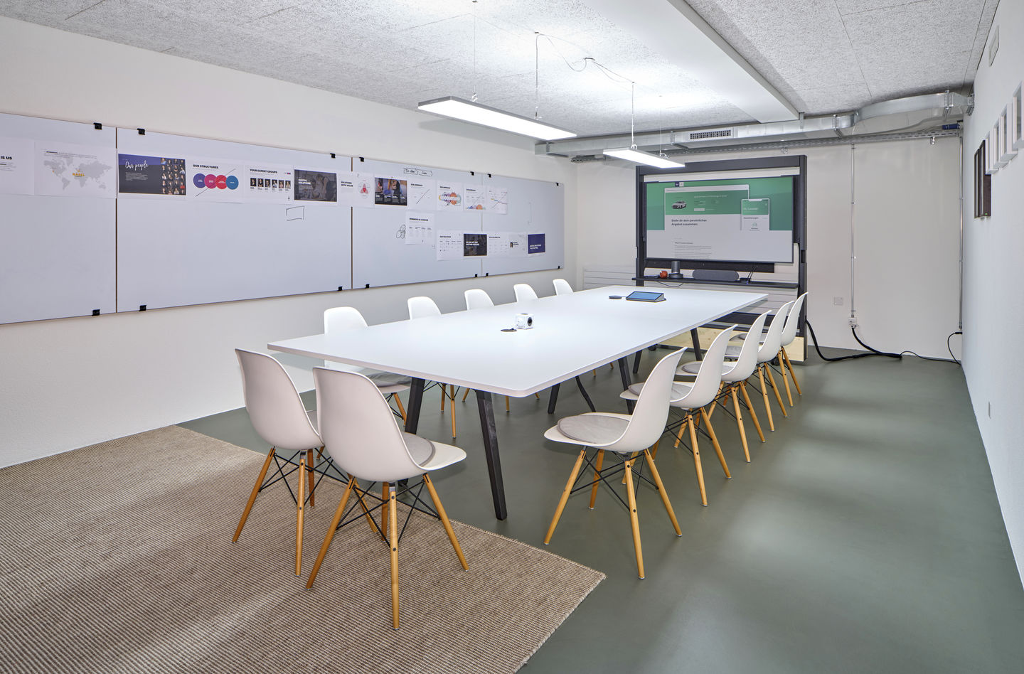 Eames Fiberglass Chair DSW Stuhl Vitra