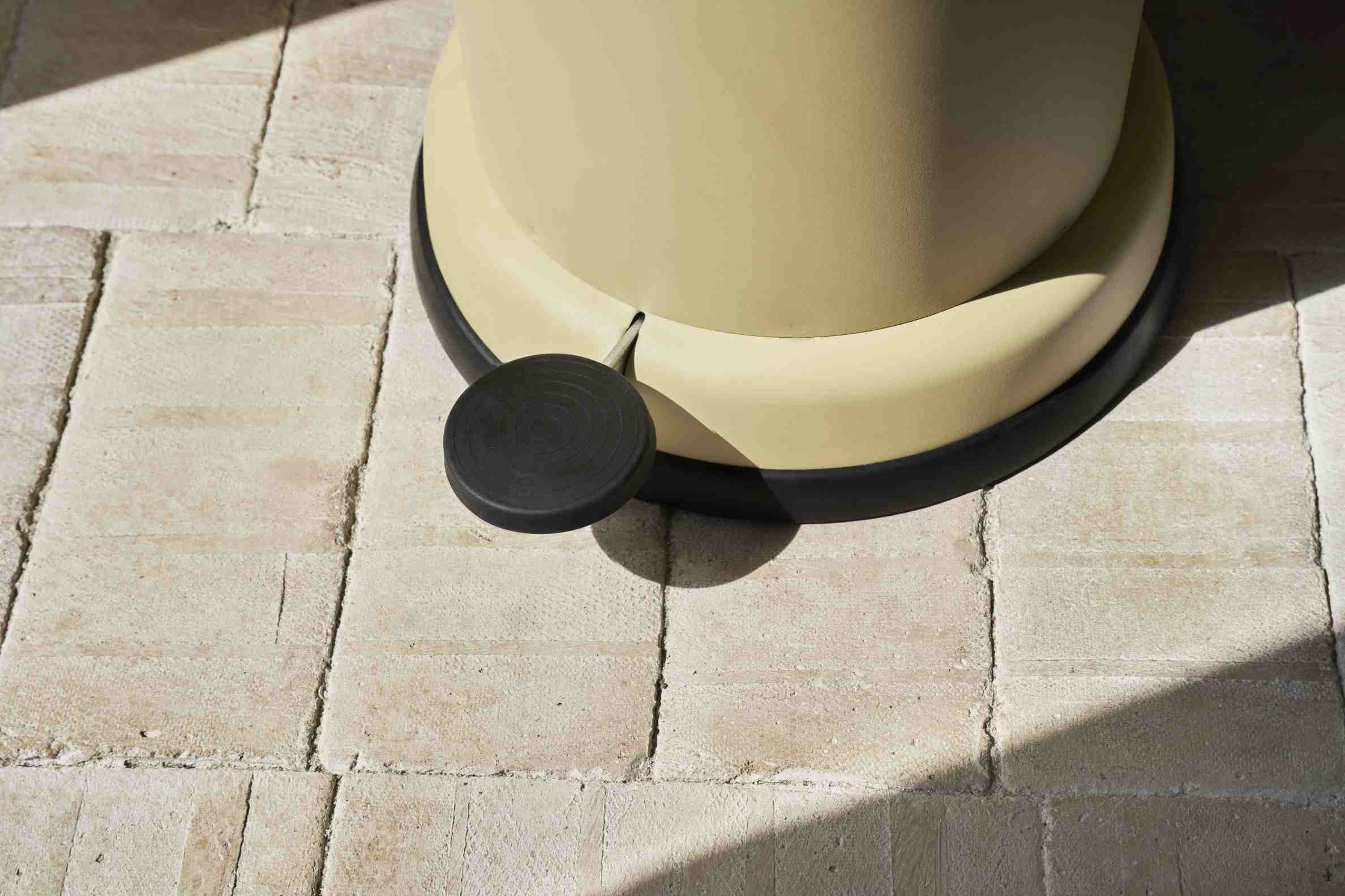 Marie´s Yellow Treteimer Vipp LIMITED EDITION