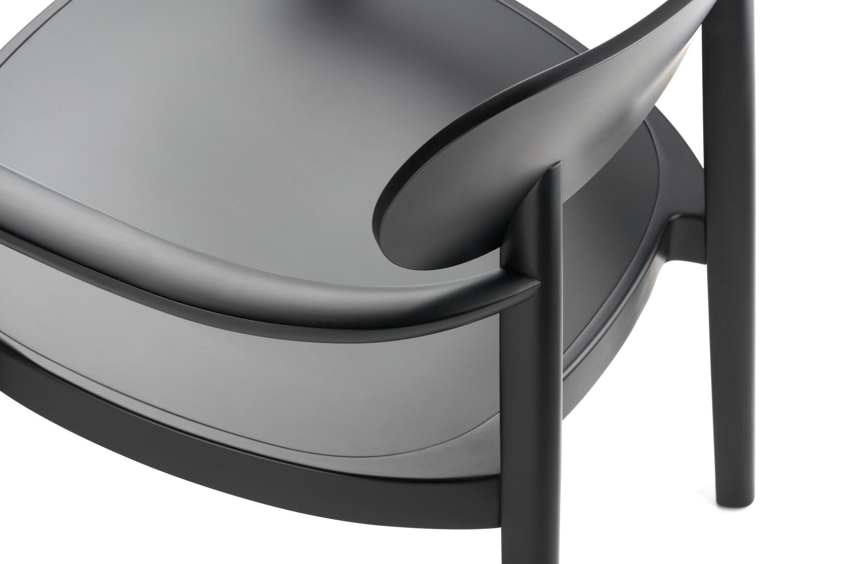 Holzsessel mit Armlehnen 119 MF Thonet