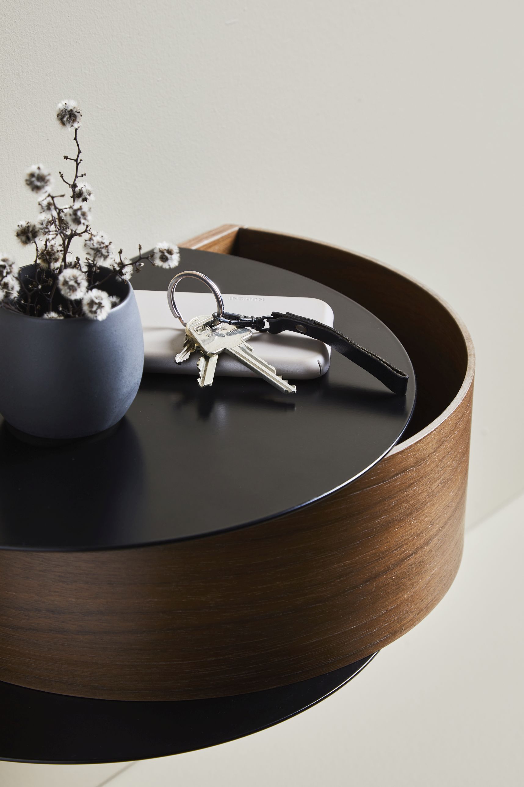 Wallie Wandschublade Regal grau-beige Woud