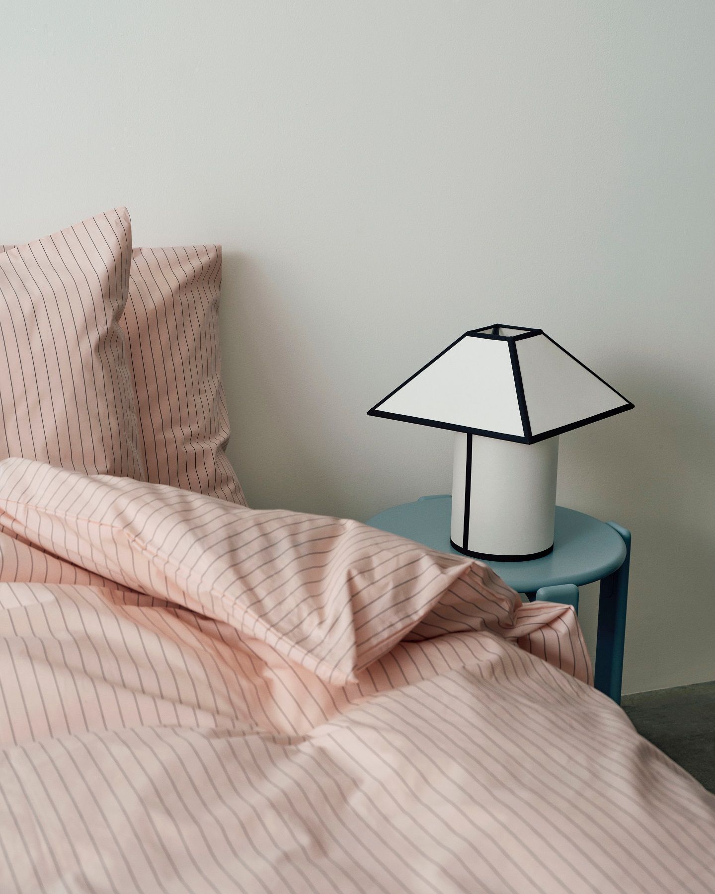 Ava Pyramid Table Lamp Tischleuchte Hay