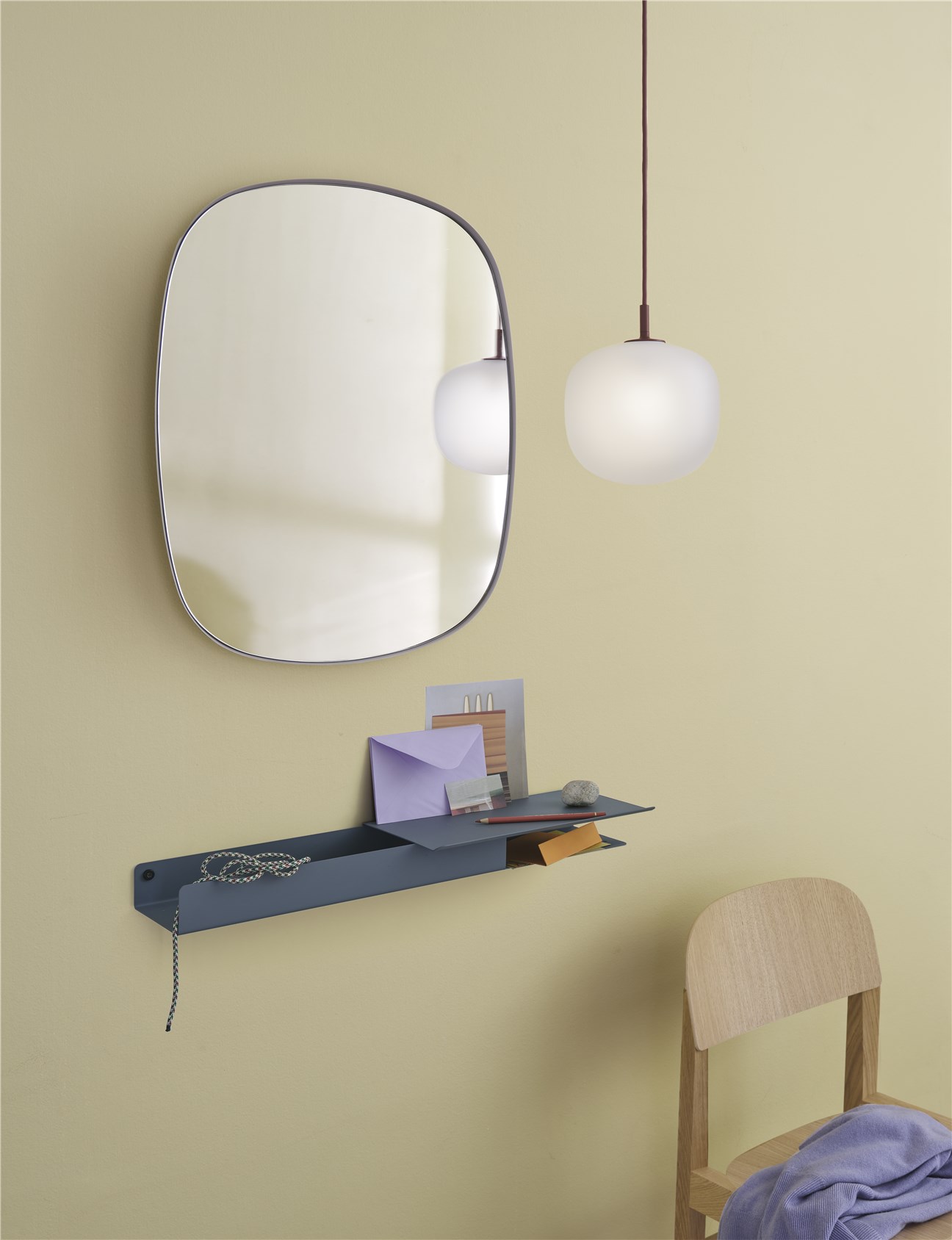 Framed Mirror Spiegel klein Muuto - Rose
