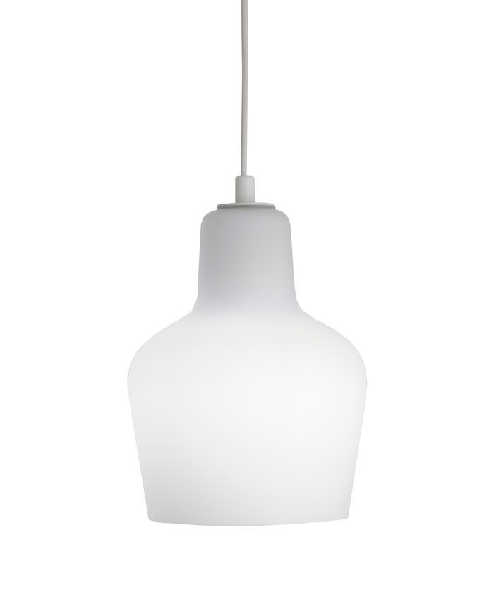 Weiße A440 Hängeleuchte von Artek: Moderne Pendelleuchte für Wohnzimmer und Esszimmer, skandinavisches Design.