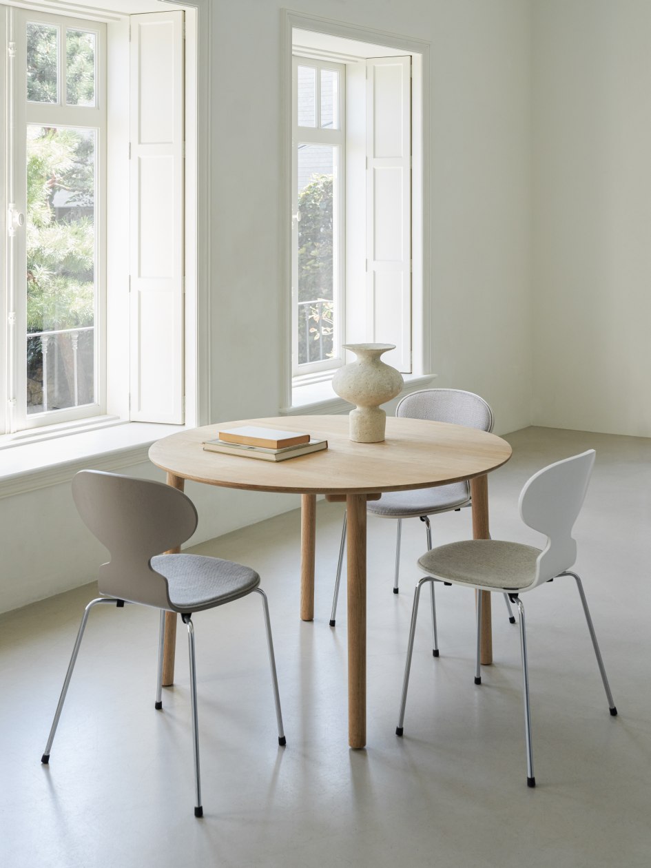 Hven Tisch Ø 110 x H 73 cm Skagerak by Fritz Hansen