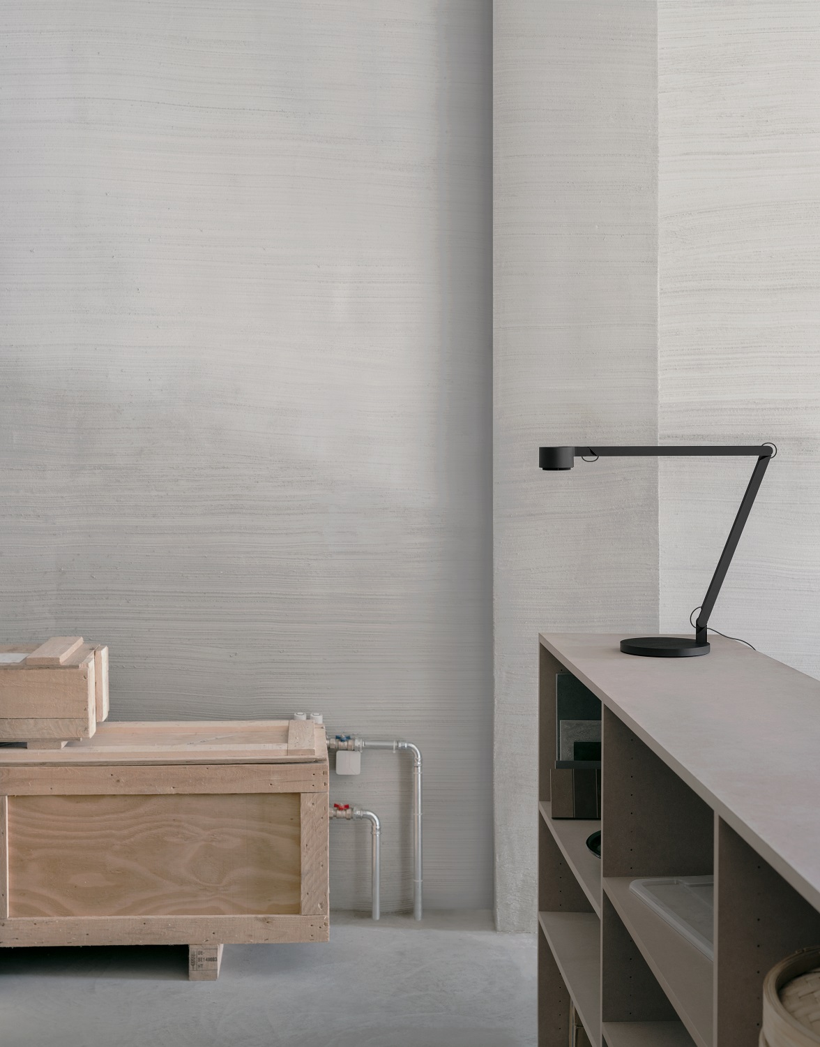 w227 Winkel alu Base Tischleuchte wästberg