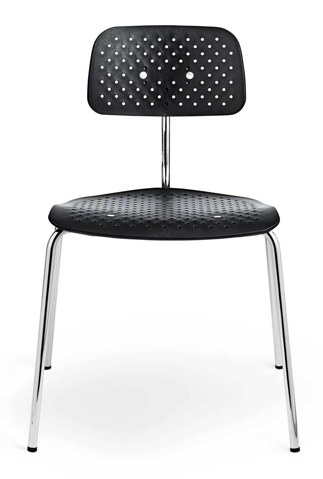 Kevi Air Stuhl 2060 in Schwarz mit Lochmuster und Chromgestell, Frontansicht.