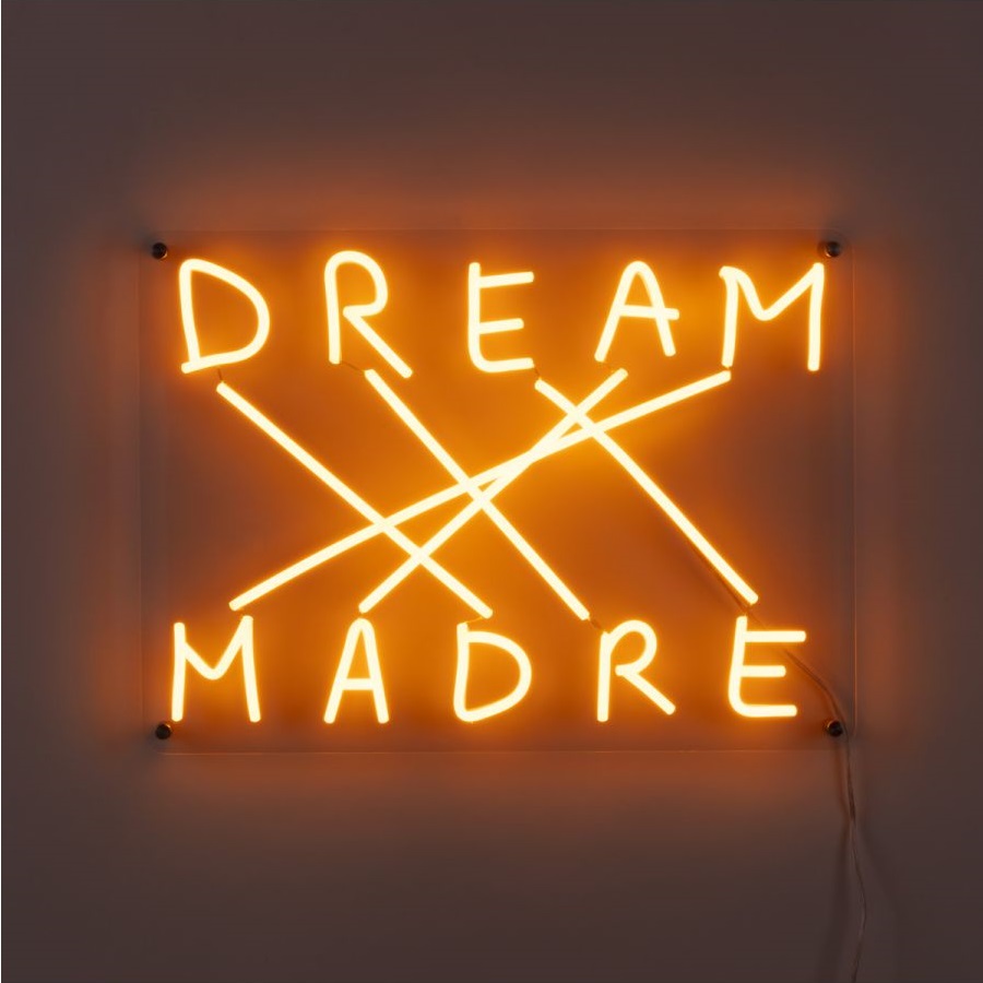 Nahaufnahme der Dream Madre LED Wandleuchte von Seletti, dimmbar und ein echtes Einzelstück.