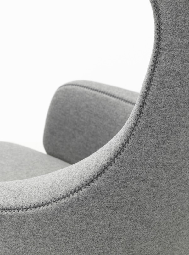 Grand Repos Sessel  + Ottoman Vitra Poliert  Cosy Kieselstein