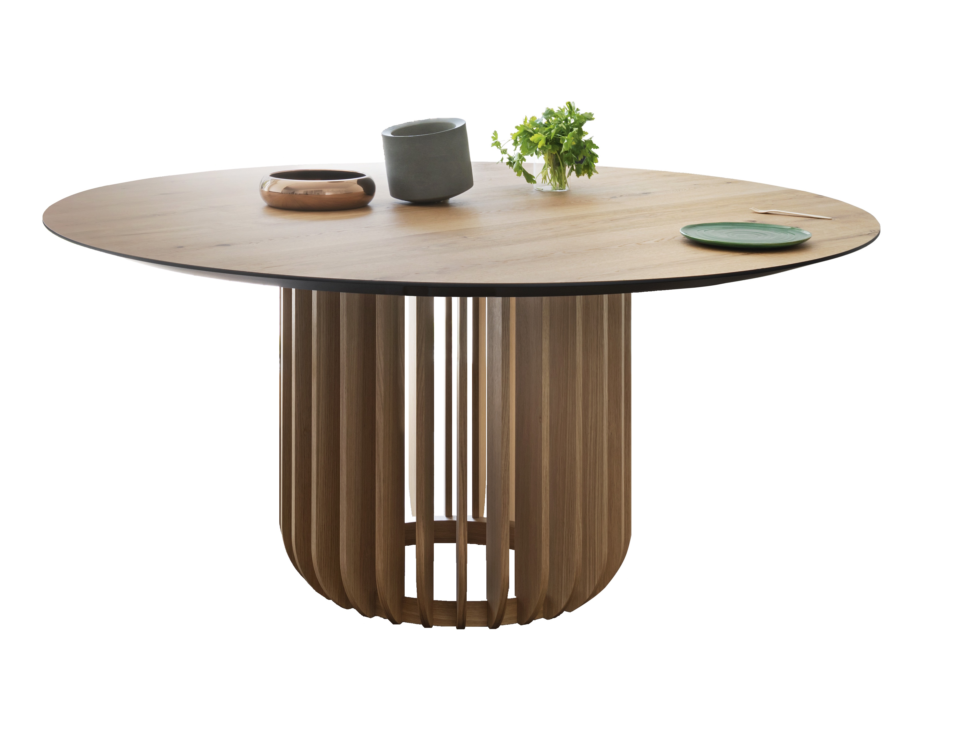 Juice Tisch von Miniforms: Runder Esstisch aus Holz mit außergewöhnlichem, geripptem Untergestell.