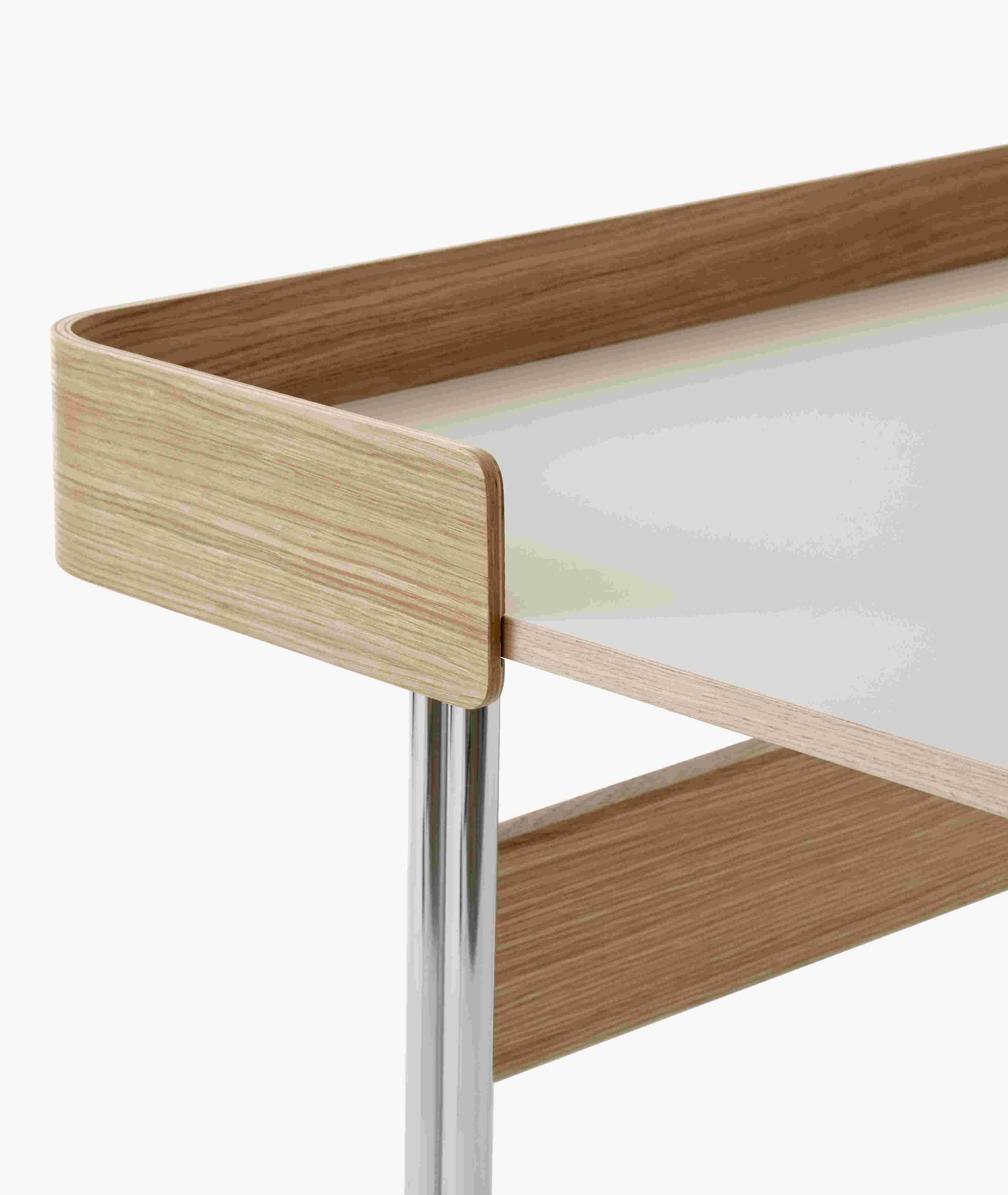 Pavilion AV16 / AV17 Sekretär / Schreibtisch AndTradition