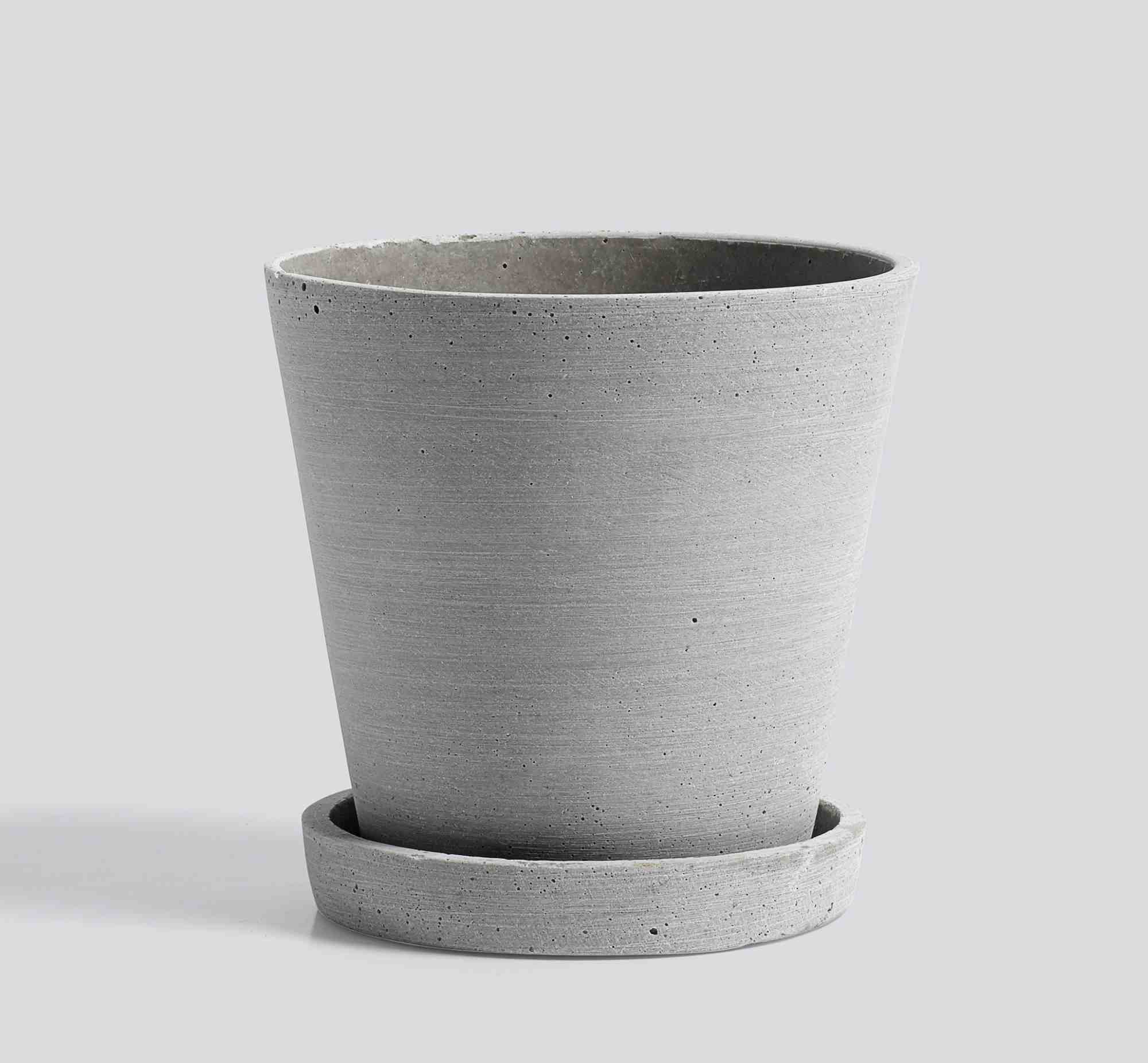 Flowerpot with Saucer M Blumentopf mit Untersetzer Hay