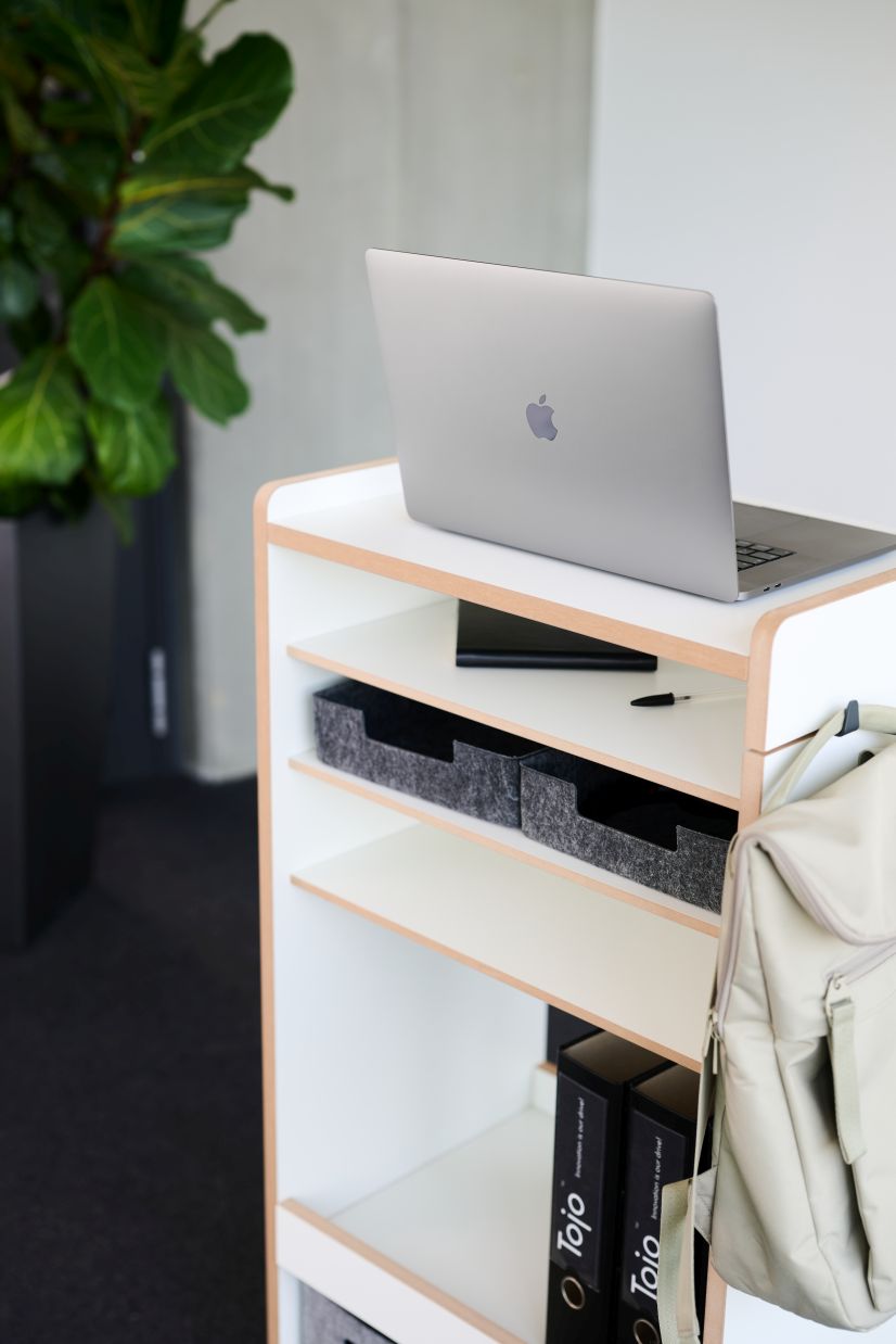 Tojo-fahrbar Rollwagen