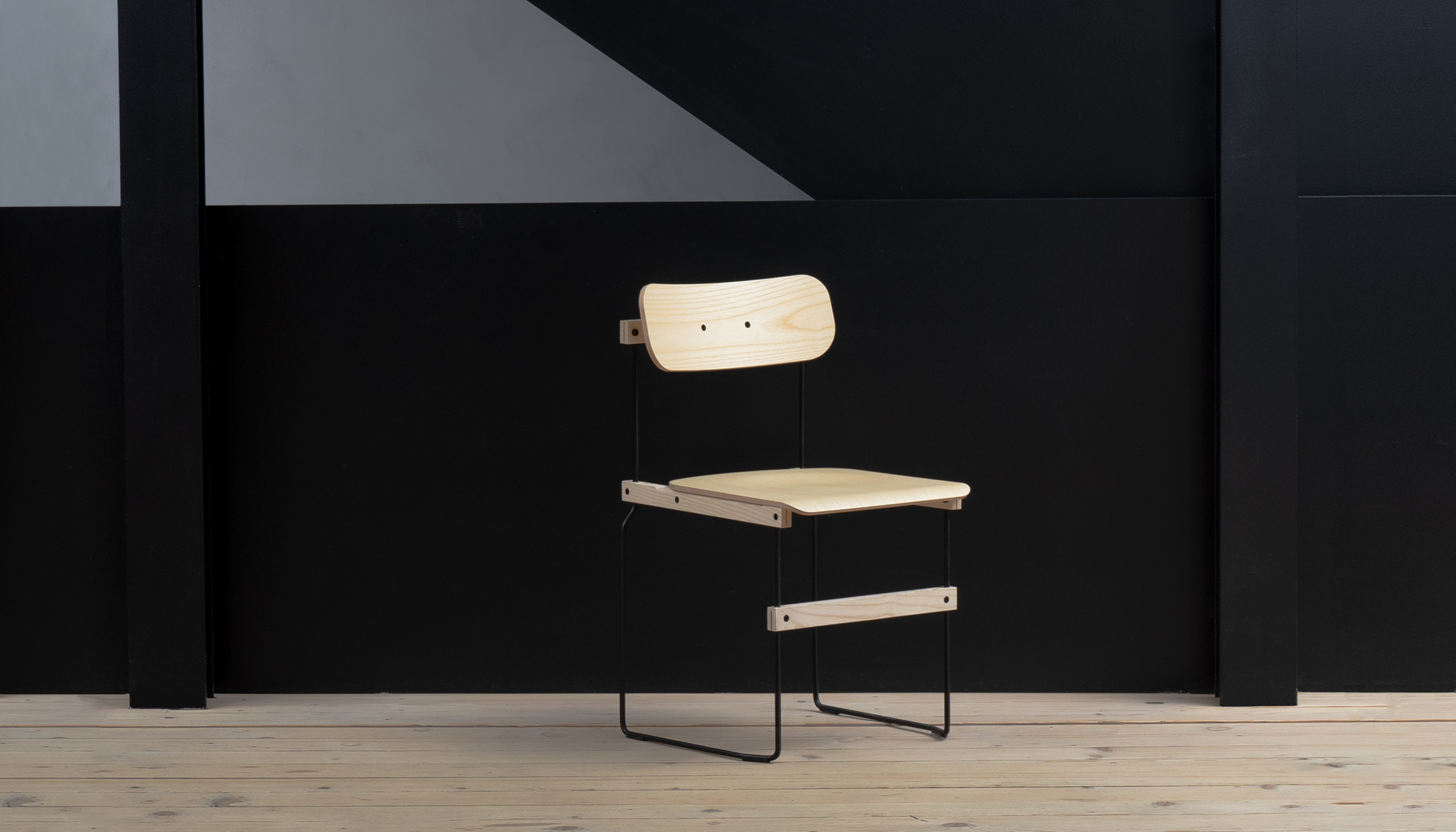 Bruto Stuhl ohne Armlehne Nils Holger Moormann