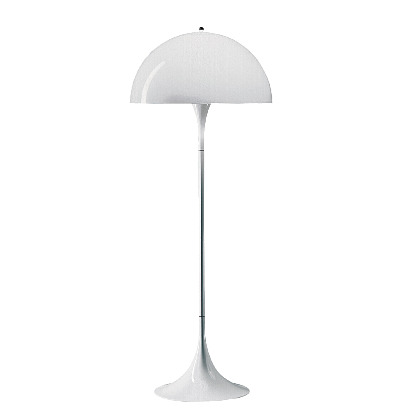 Weiße Panthella Stehleuchte von Louis Poulsen mit halbrunden Lampenschirm für moderne Raumbeleuchtung.