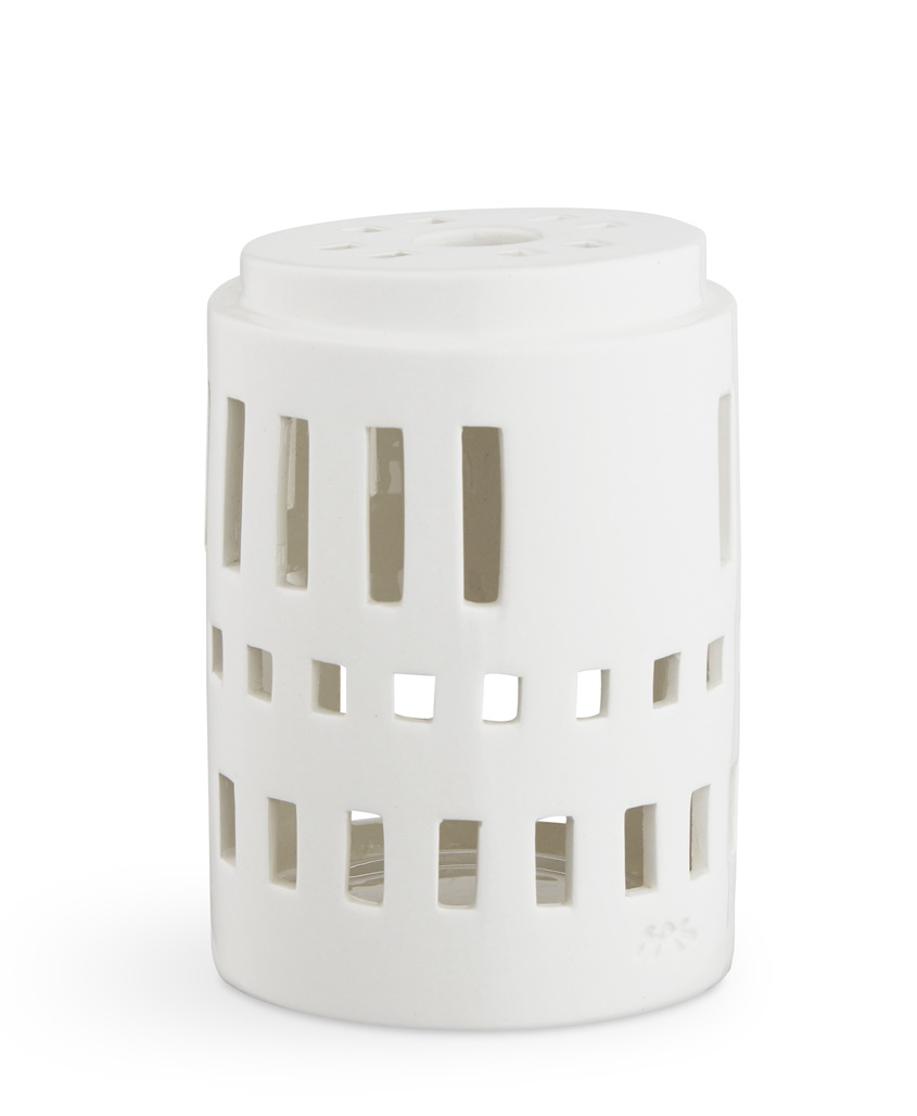 Urbania Lichthaus kleiner Turm von Kähler, weißes Keramik Windlicht mit Fensteröffnungen, 11,5 cm hoch.